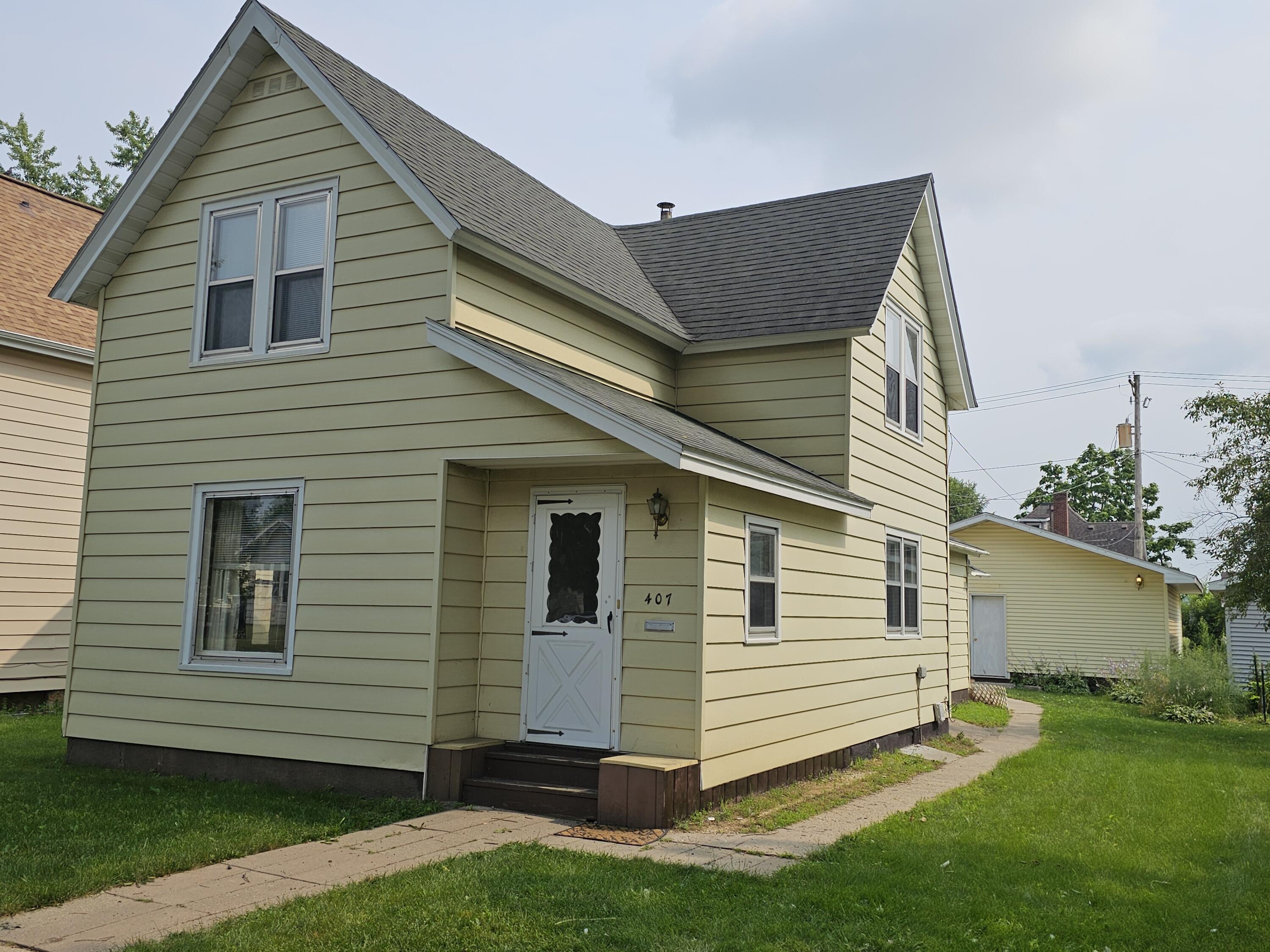 407 E Main Sparta WI 54656 1885033 image1