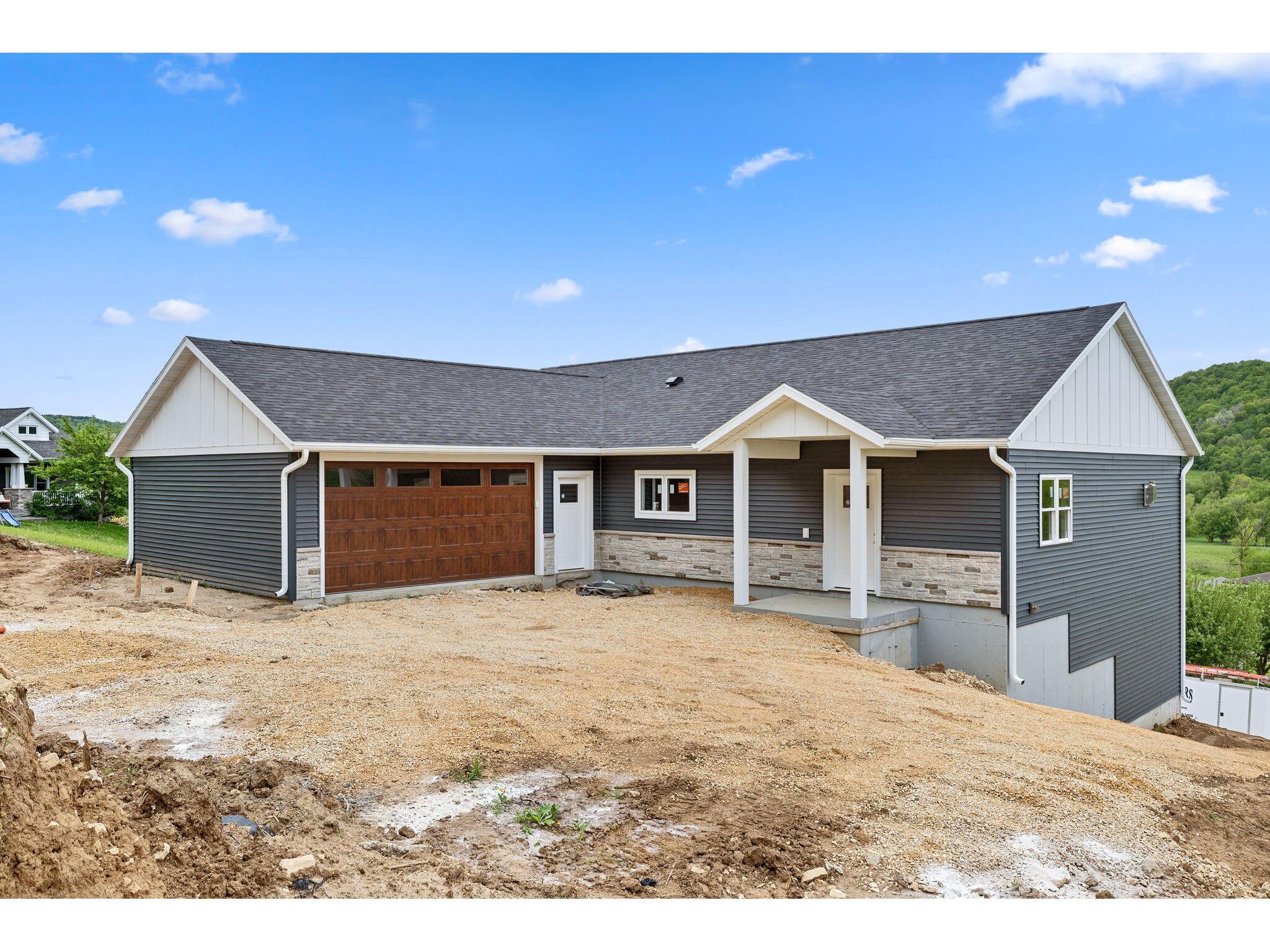 407 Gilbertson Chaseburg WI 54621 1949791 image2