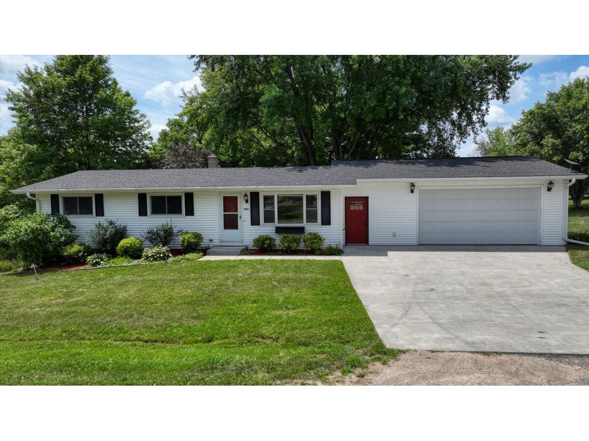 407 Madison Ontario WI 54651 1845115 image1