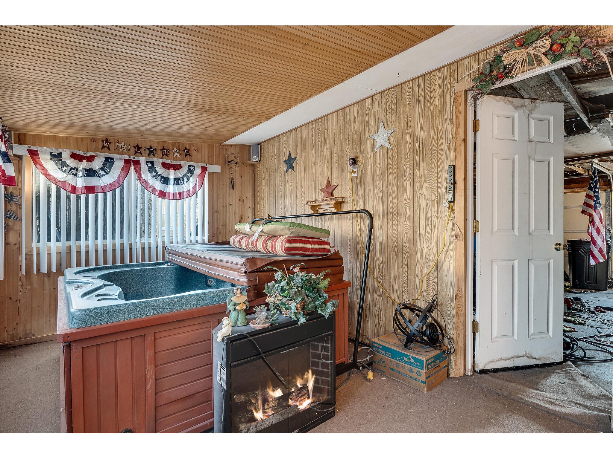 407 Merrill Sparta WI 54656 1952638 image12