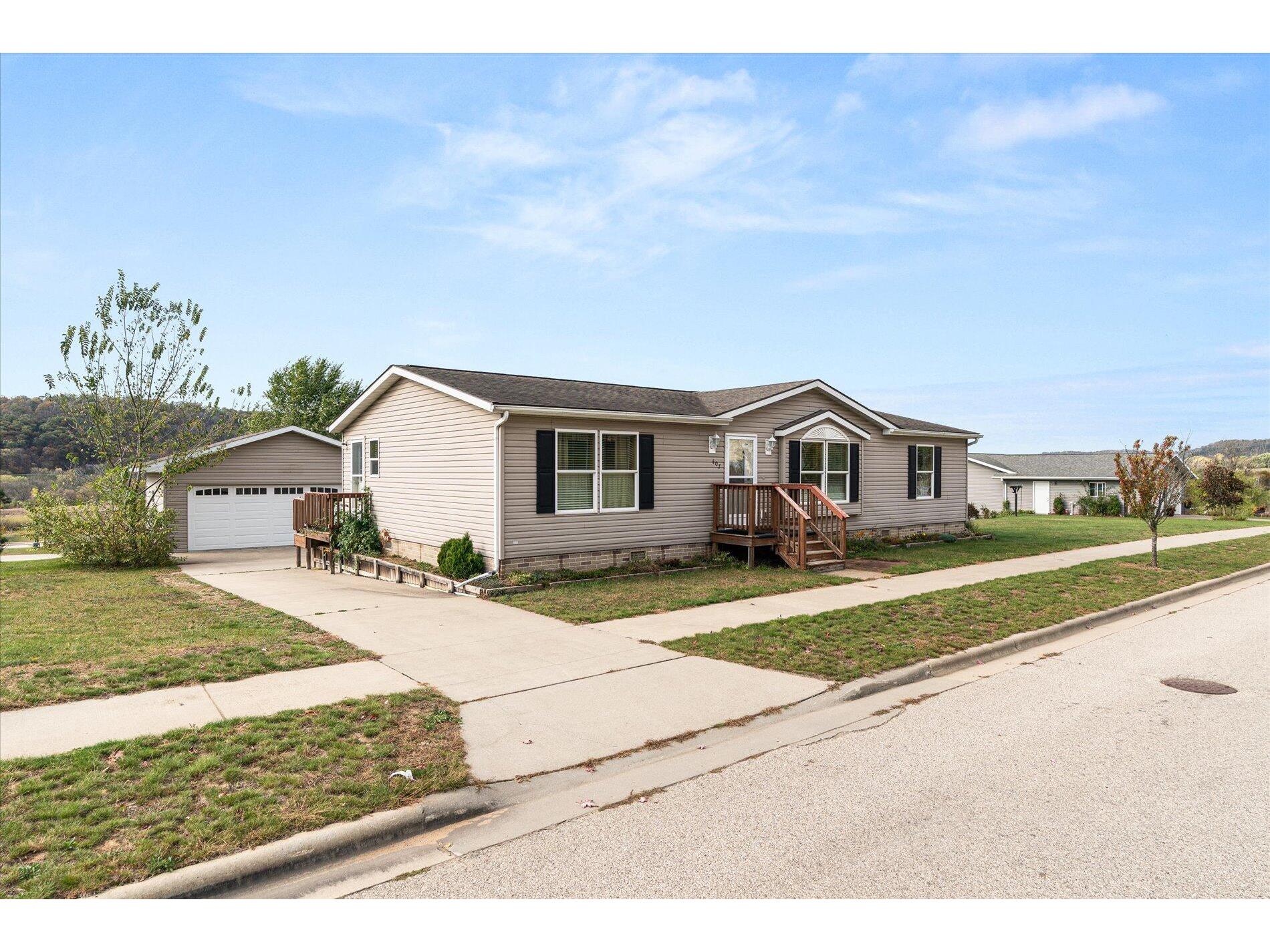 407 Sandy Mound Gays Mills WI 54631 1940274 image1