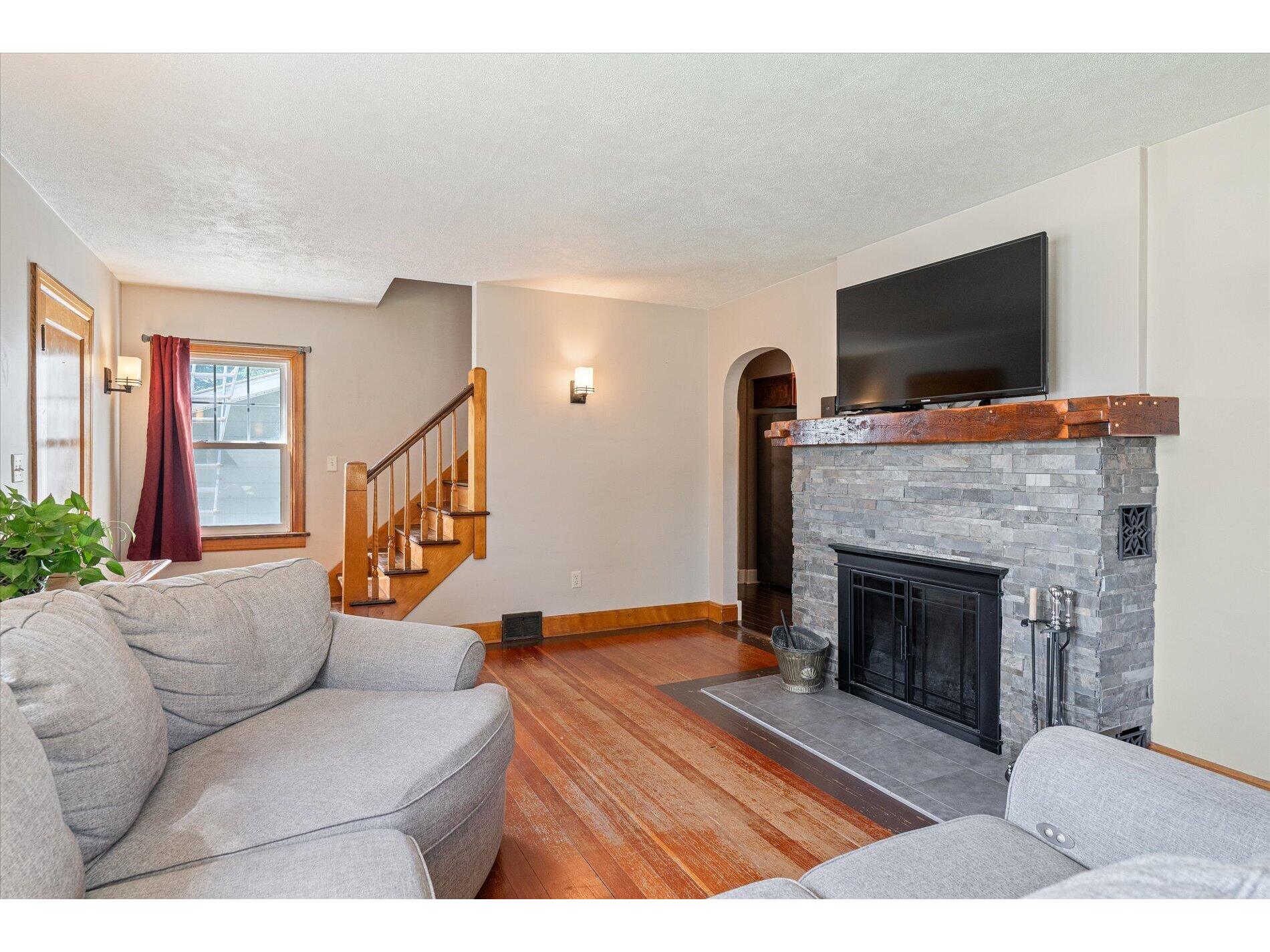 409 Coe Cashton WI 54619 1964882 image14