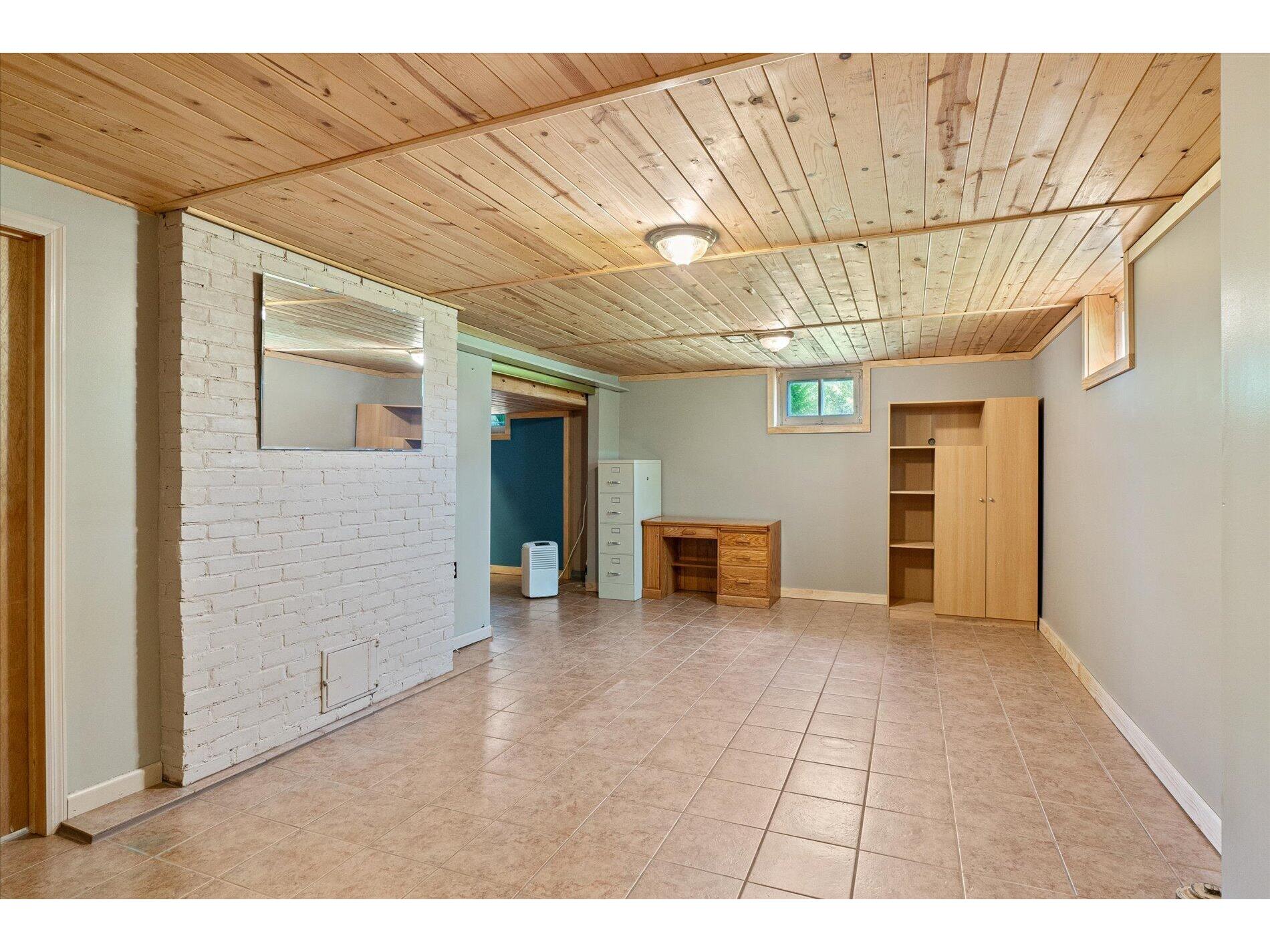 409 Coe Cashton WI 54619 1964882 image24