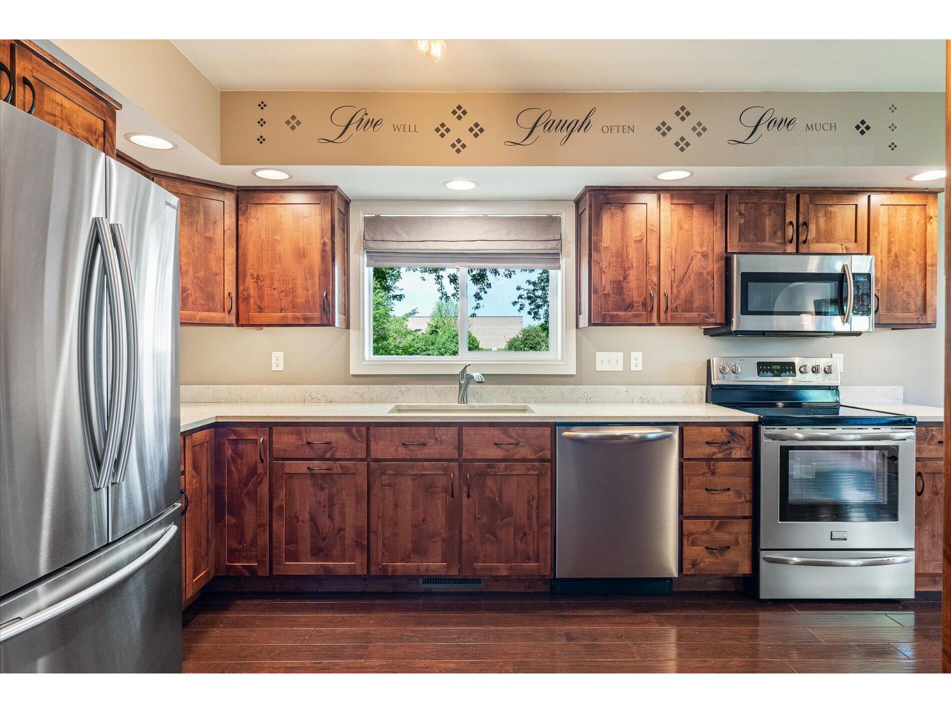 409 Coe Cashton WI 54619 1964882 image9
