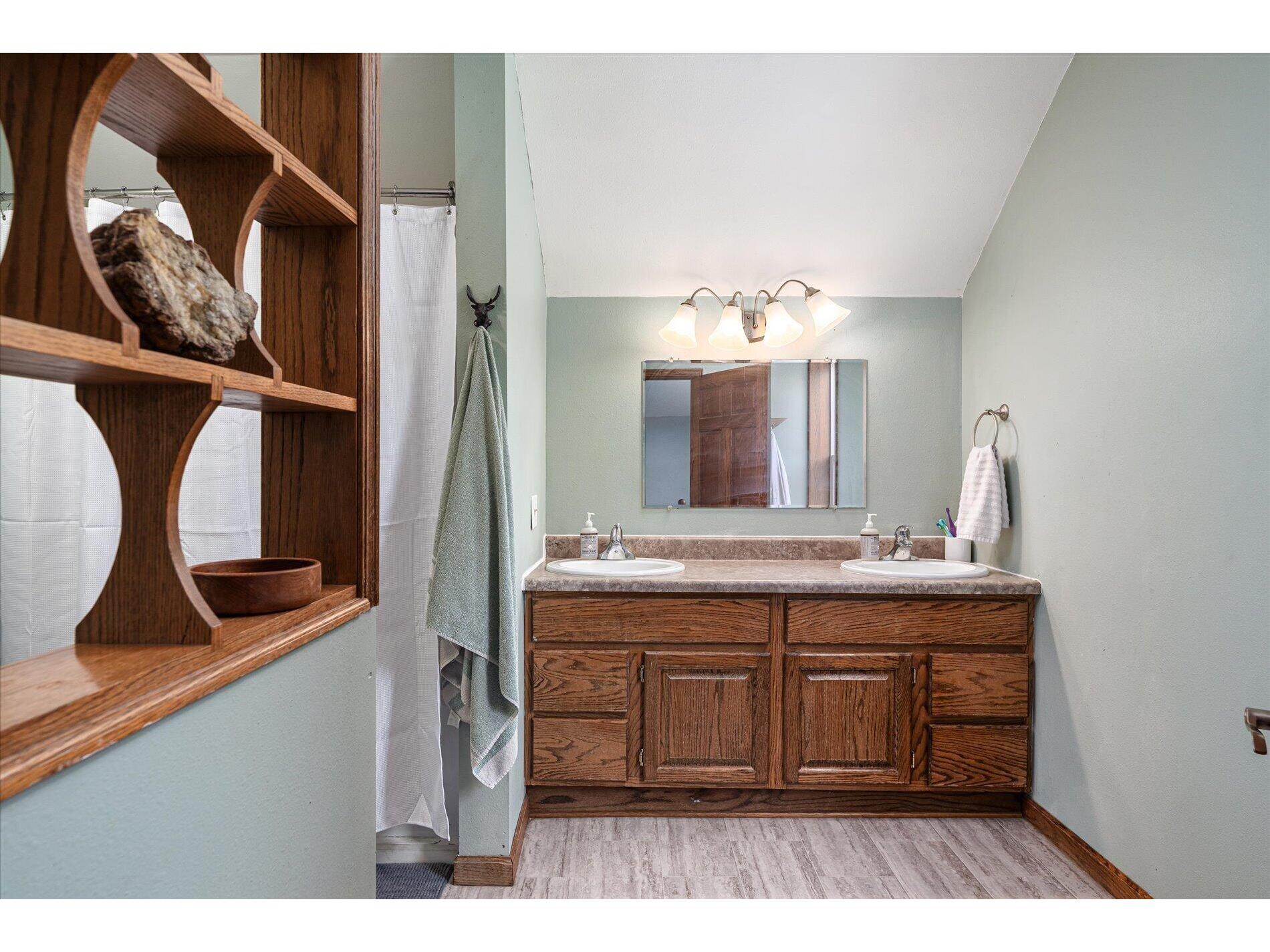 410 E Gillette Viroqua WI 54665 1968895 image15