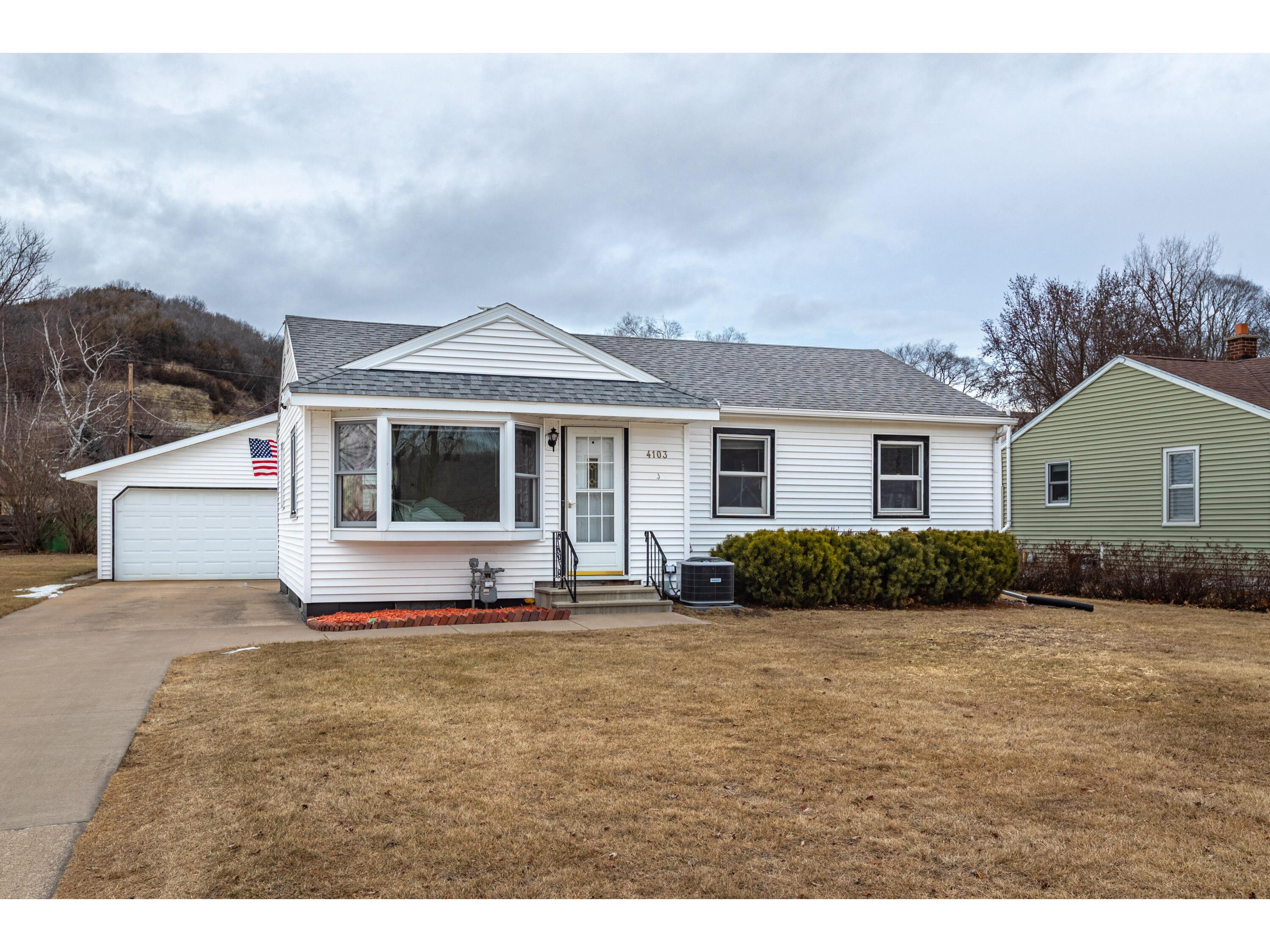 4103 Riverview La Crosse WI 54601 1905213 image1