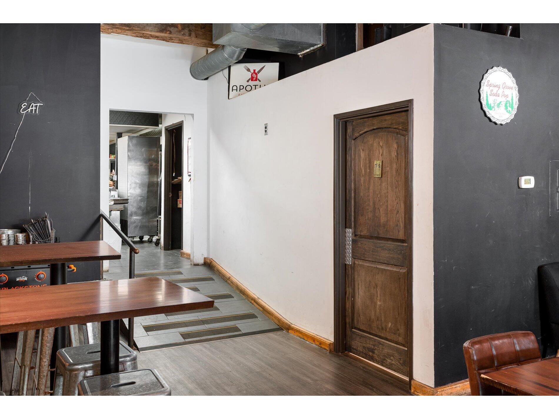 411 3rd La Crosse WI 54601 1902505 image7