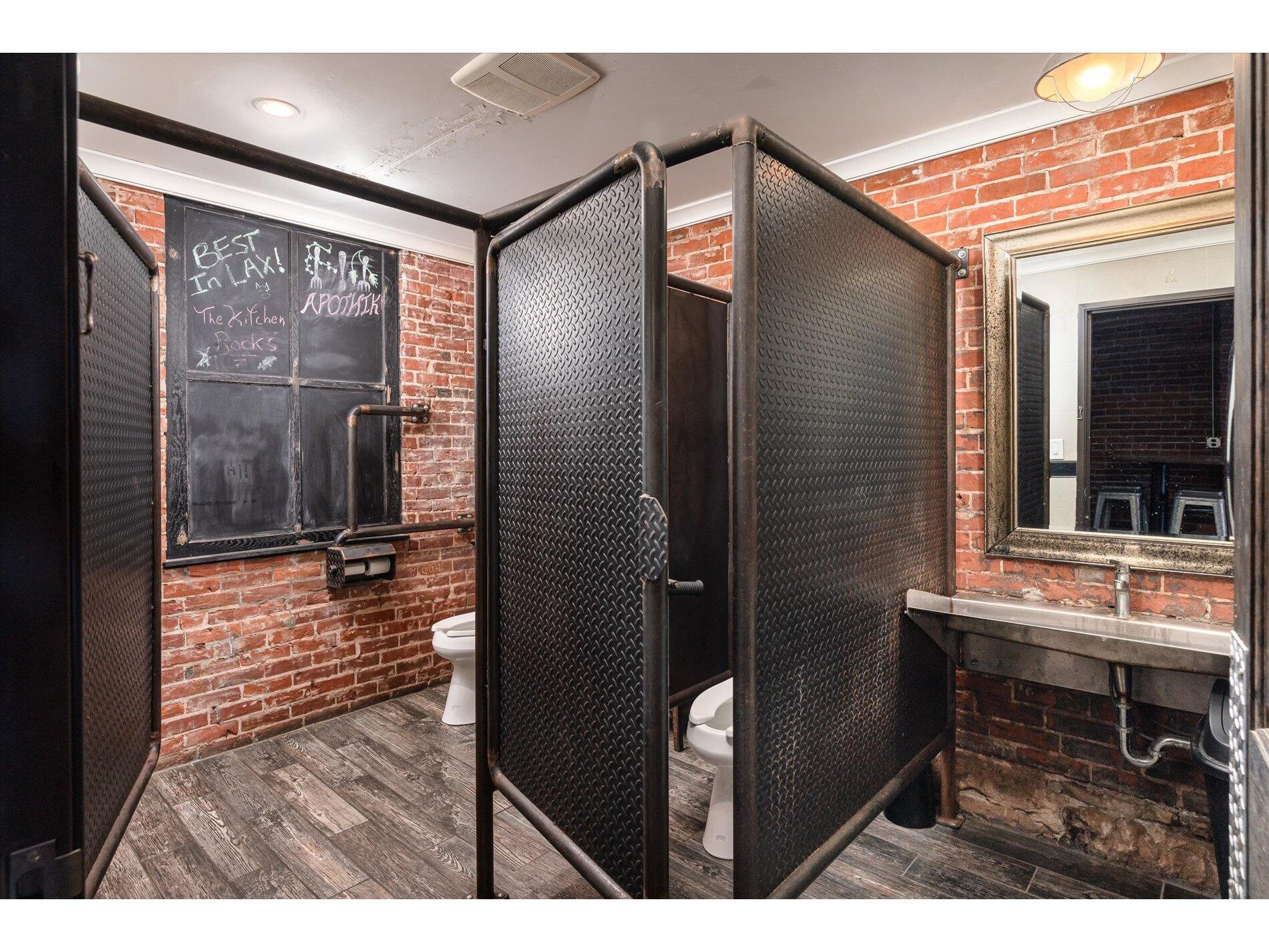 411 3rd La Crosse WI 54601 1902505 image8