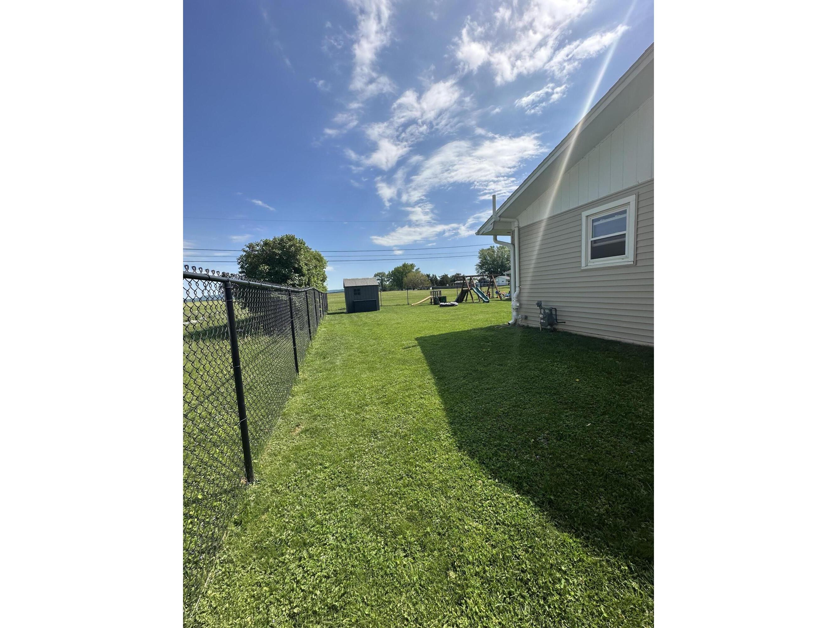 411 Central Rd Campbell WI 54603 1963955 image5