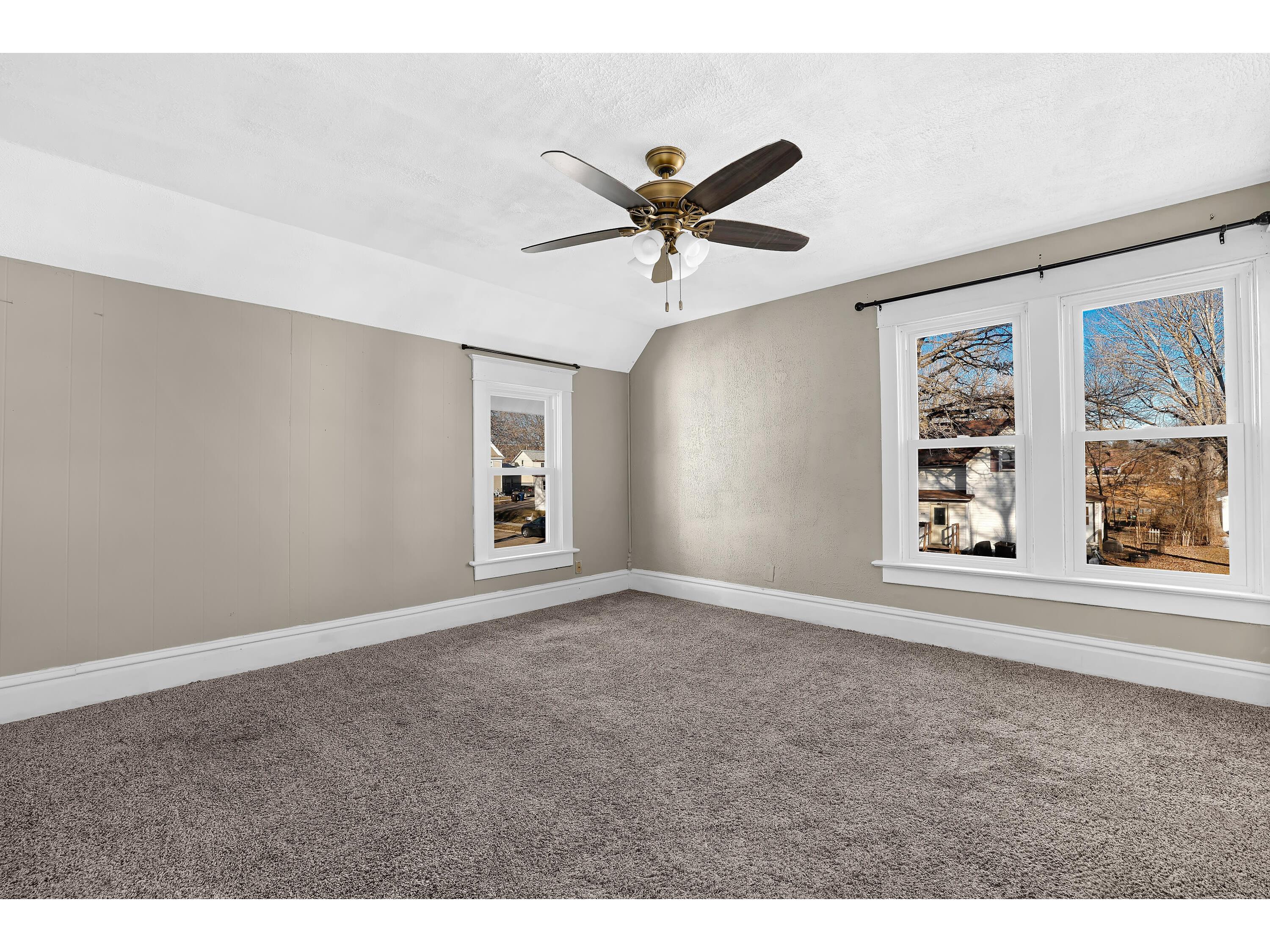 411 E Main Sparta WI 54656 1944987 image12