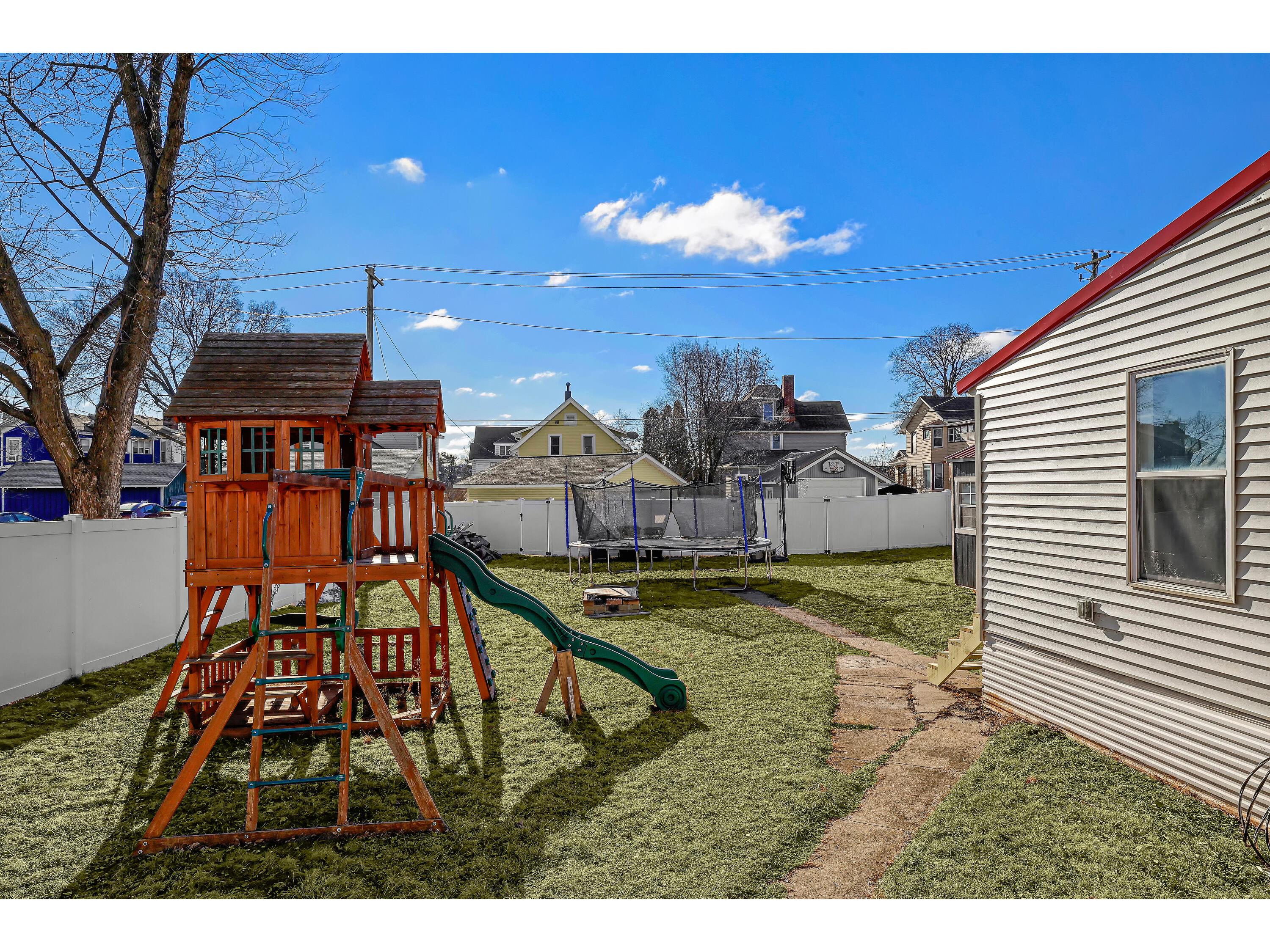 411 E Main Sparta WI 54656 1944987 image19