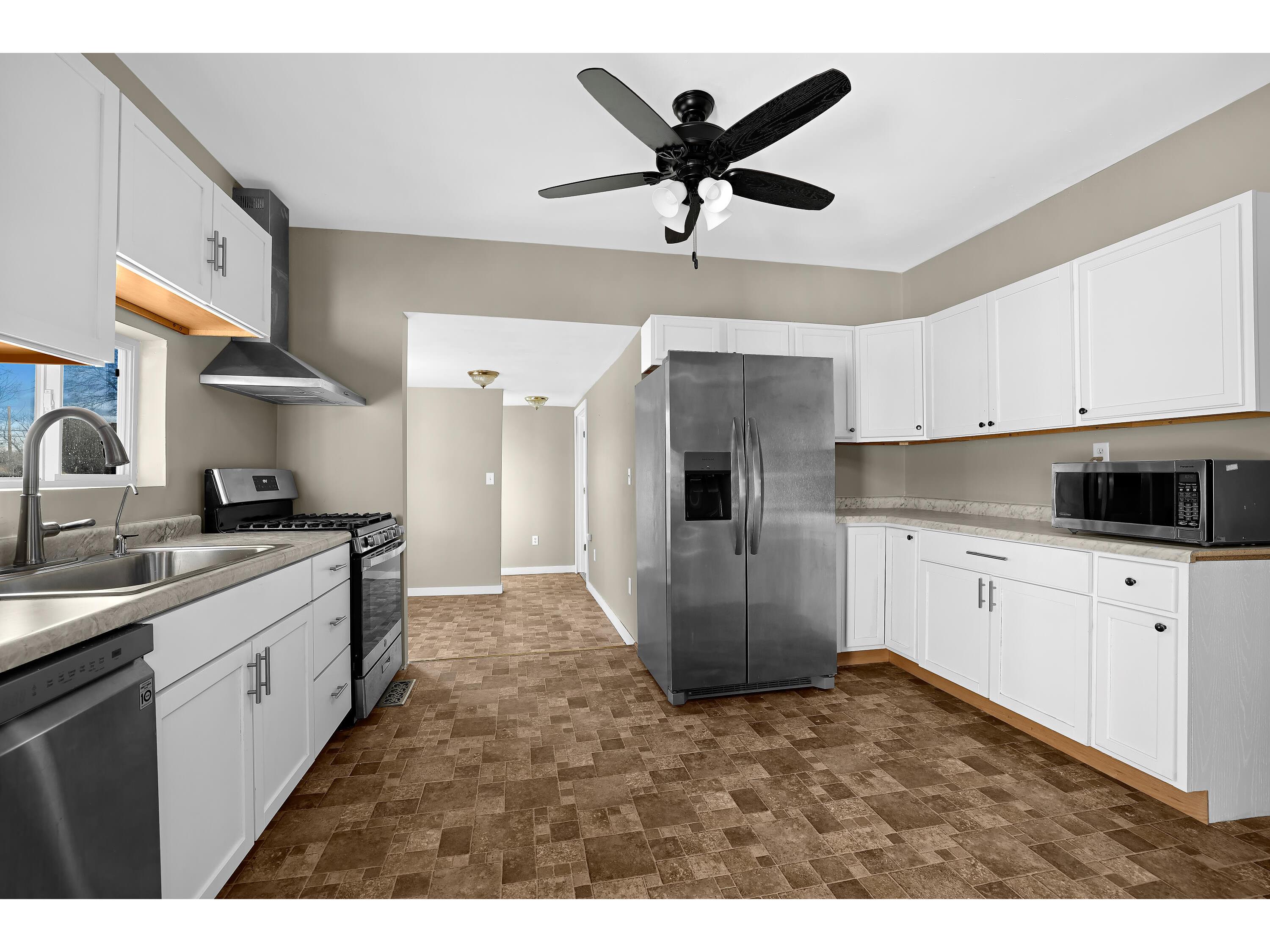 411 E Main Sparta WI 54656 1944987 image2