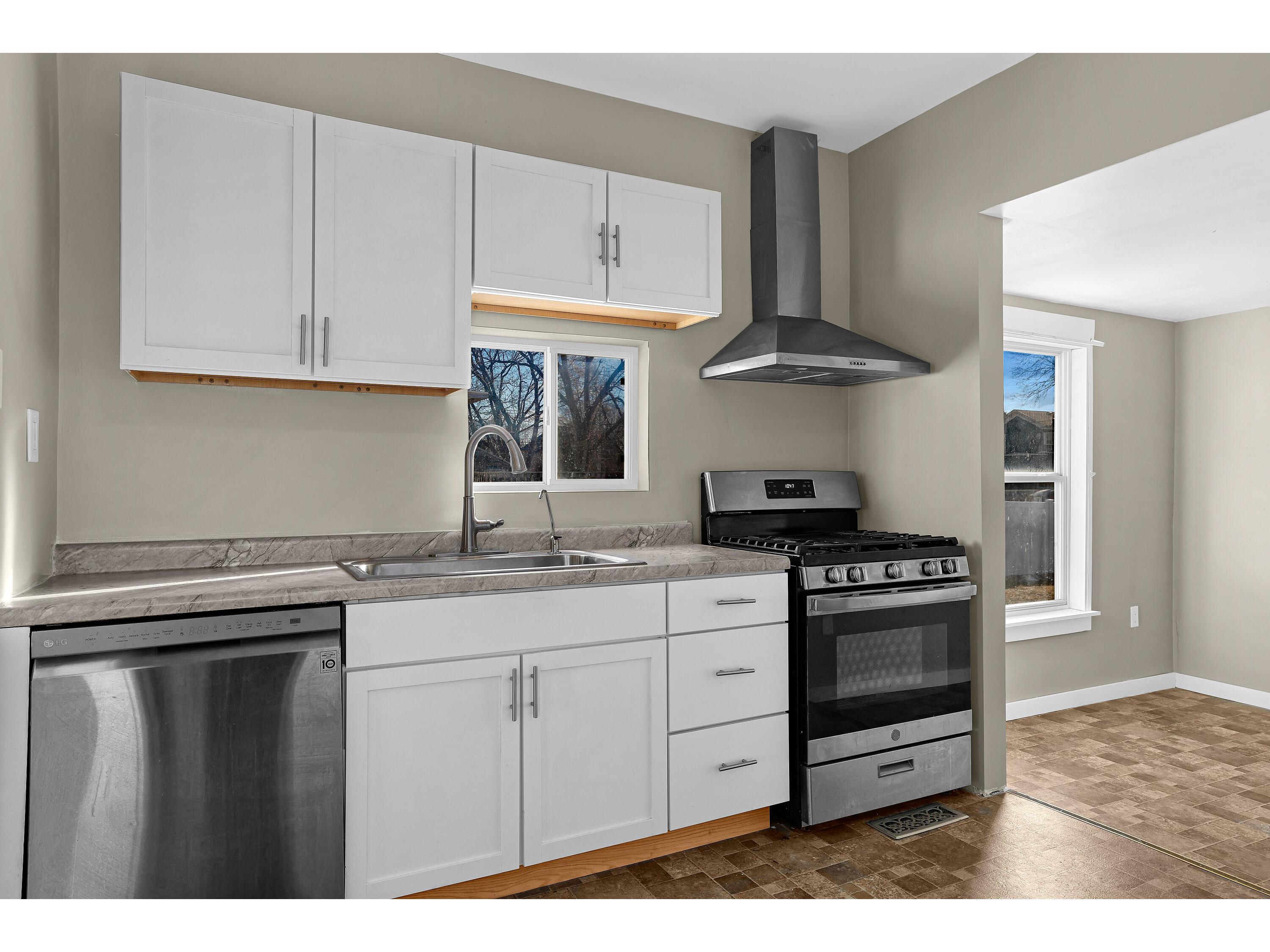 411 E Main Sparta WI 54656 1944987 image3