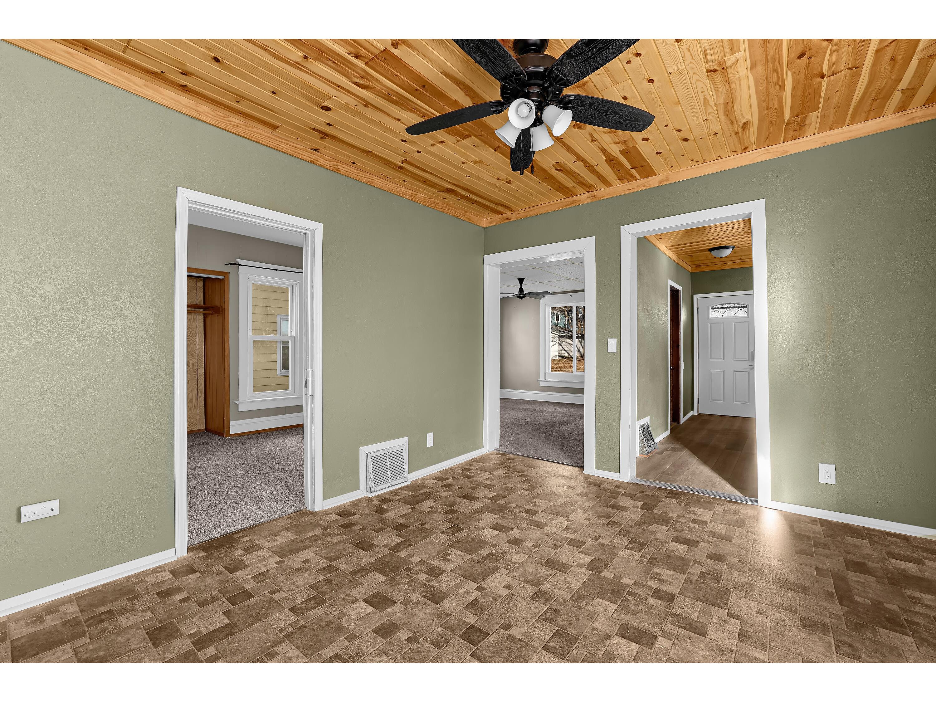 411 E Main Sparta WI 54656 1944987 image5