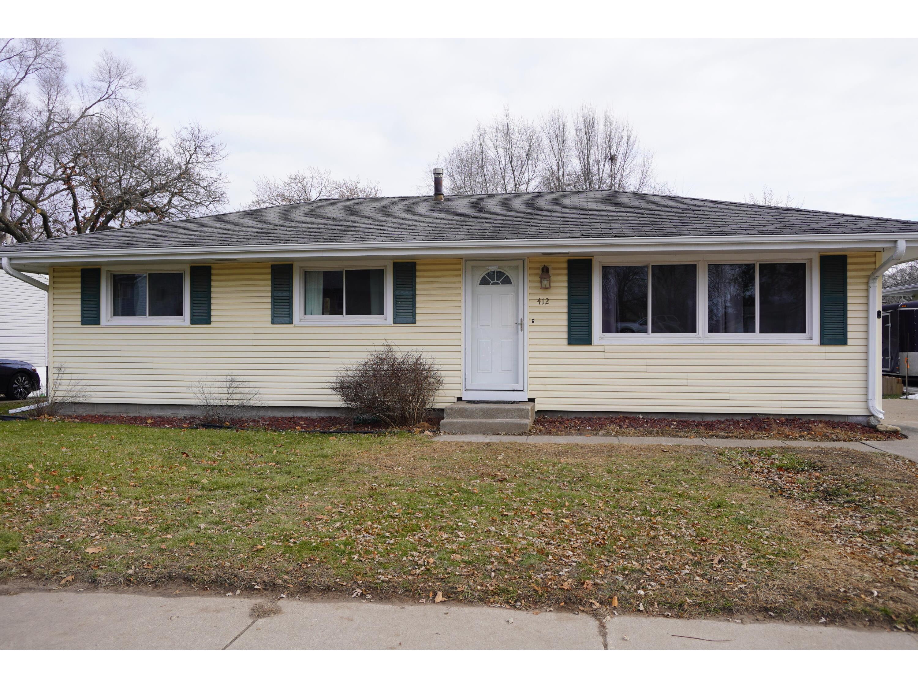 412 Oak, Onalaska, WI 54650 MLS 1859368 Edina Realty