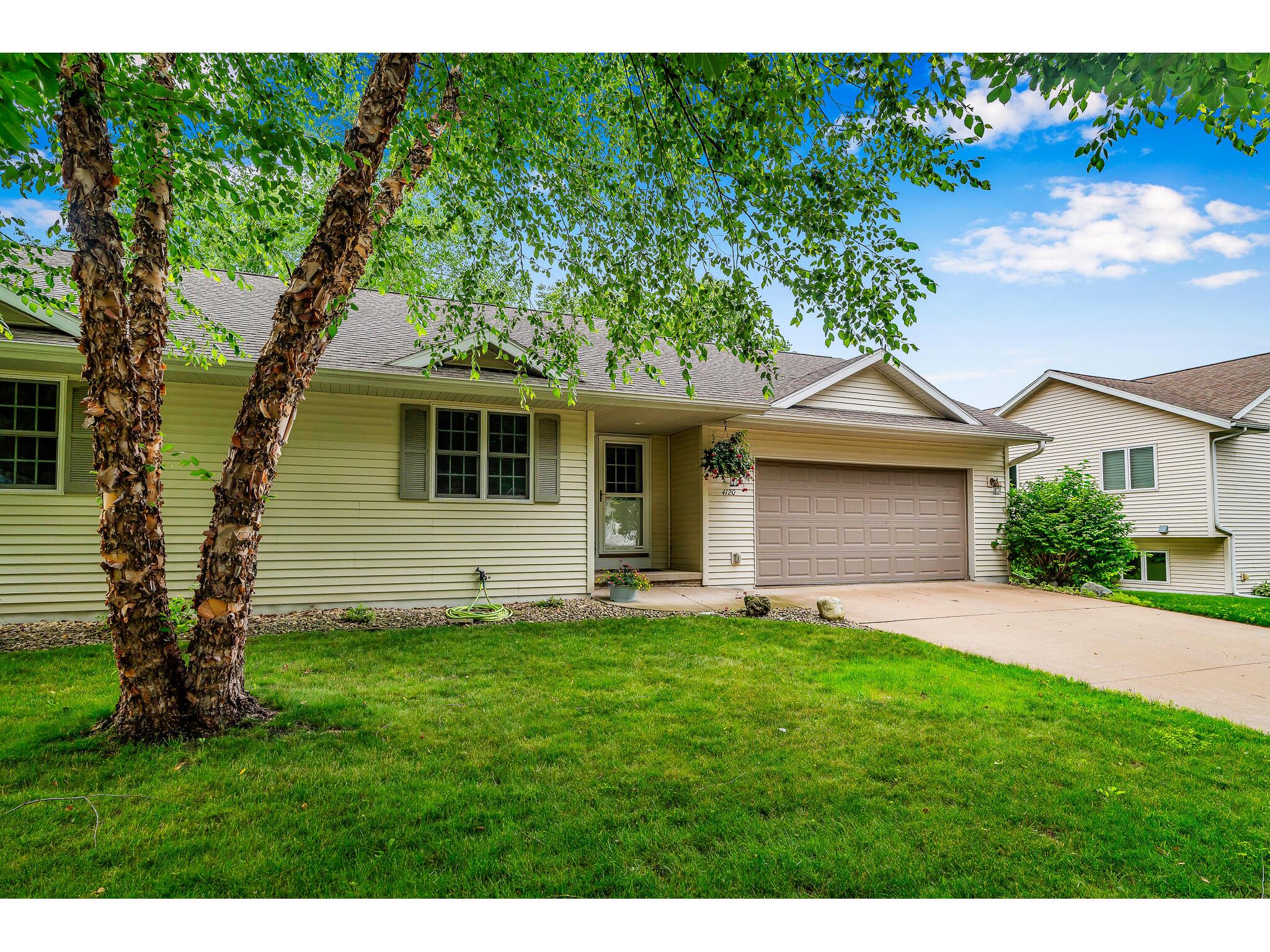 4120 Elm La Crosse WI 54601 1881082 image1