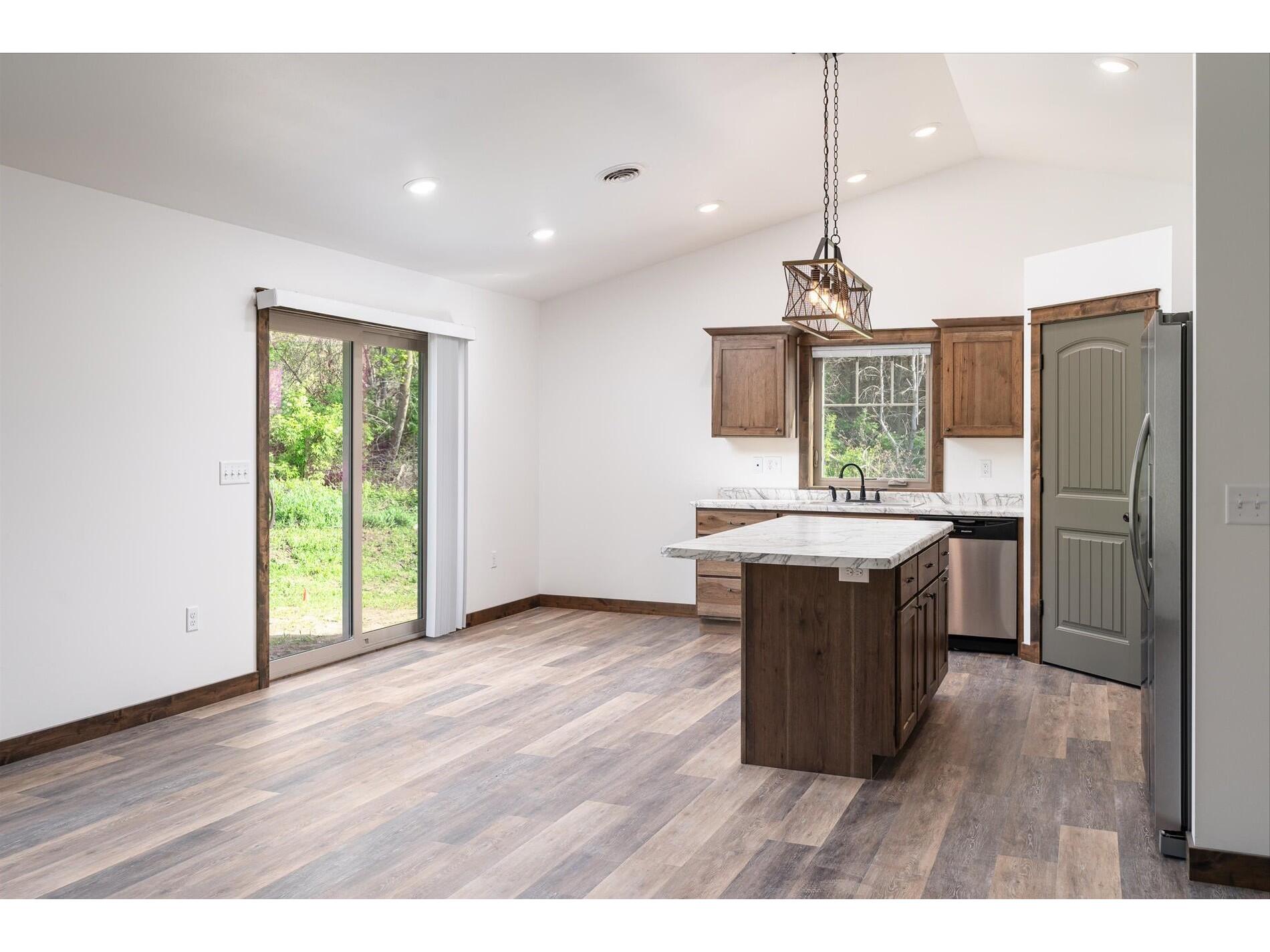 414 N Washington Viola WI 54664 1932399 image7