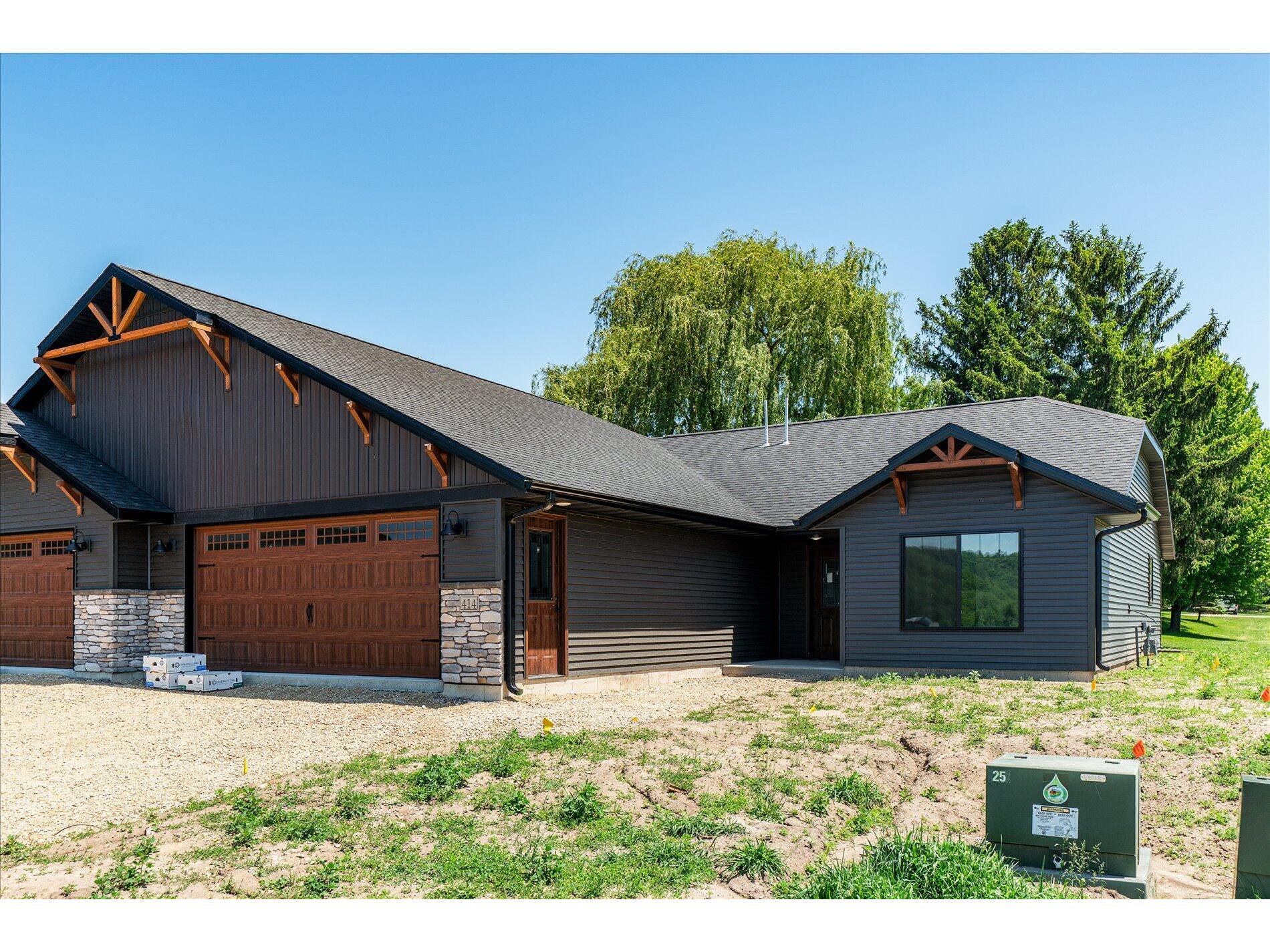 414 N Washington Viola WI 54664 1965127 image1