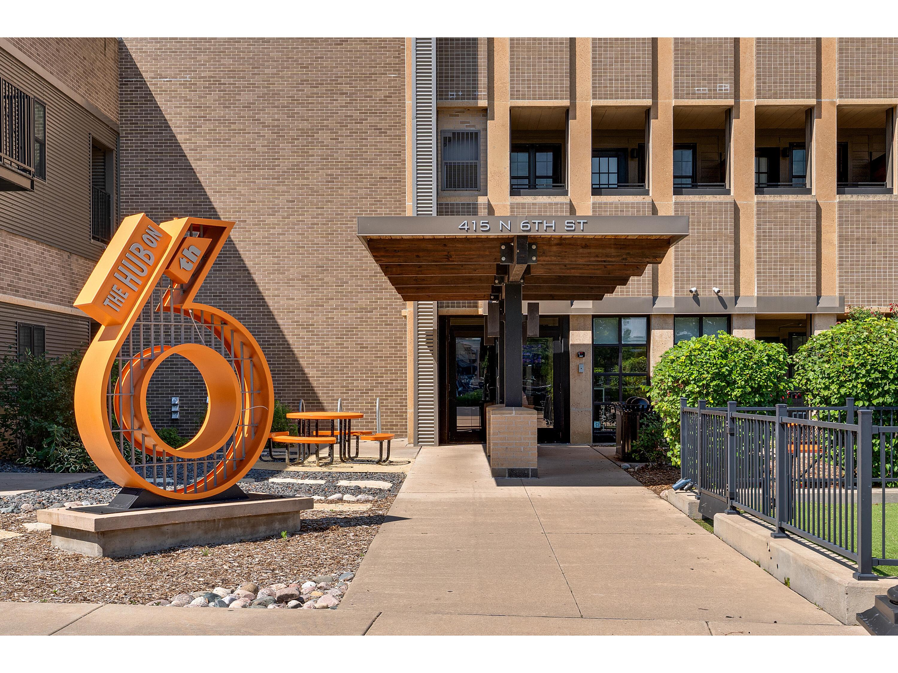 415 6th #411 La Crosse WI 54601 1931054 image1