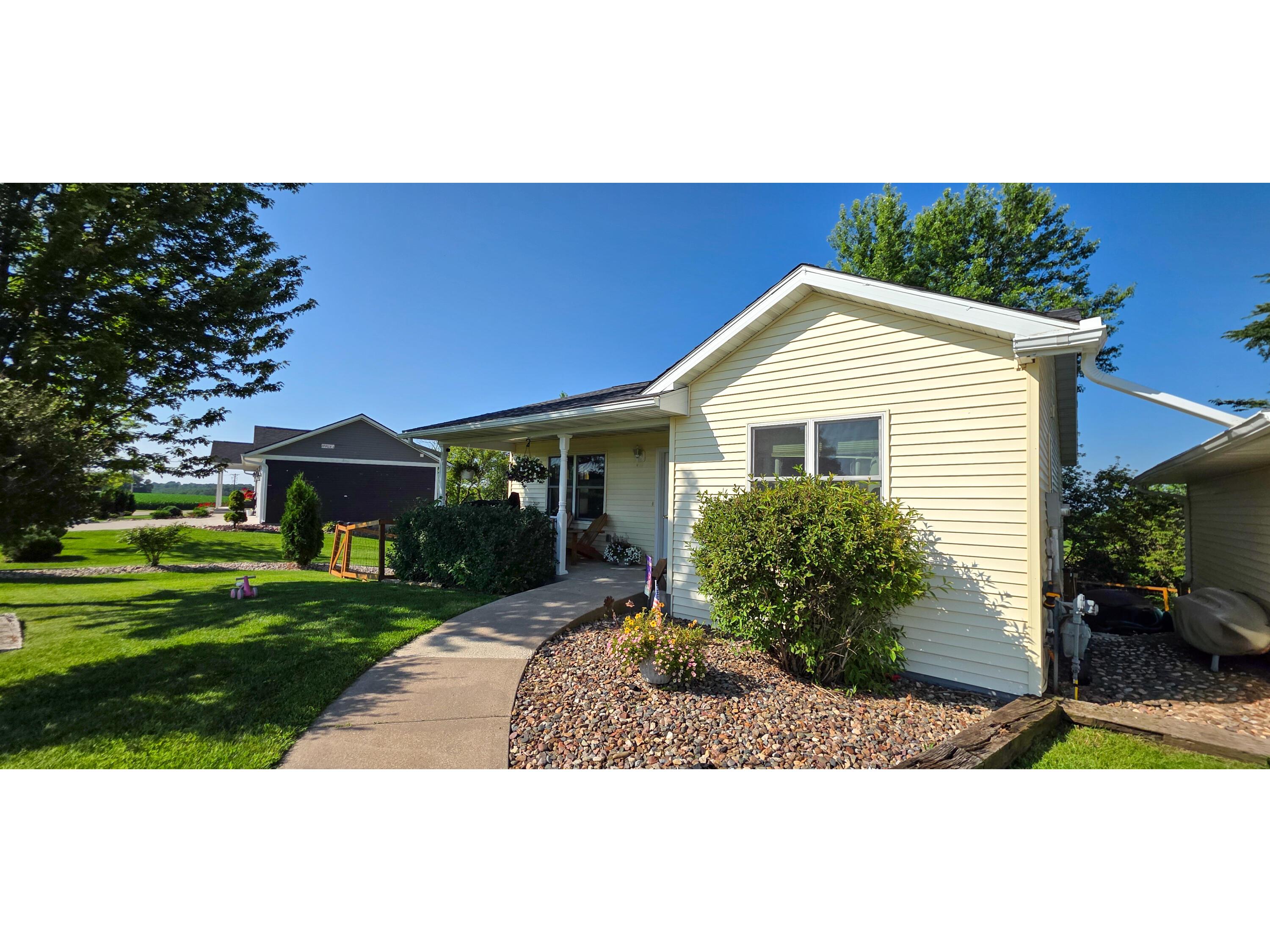 415 COON PRAIRIE Westby WI 54667 1971379 image44