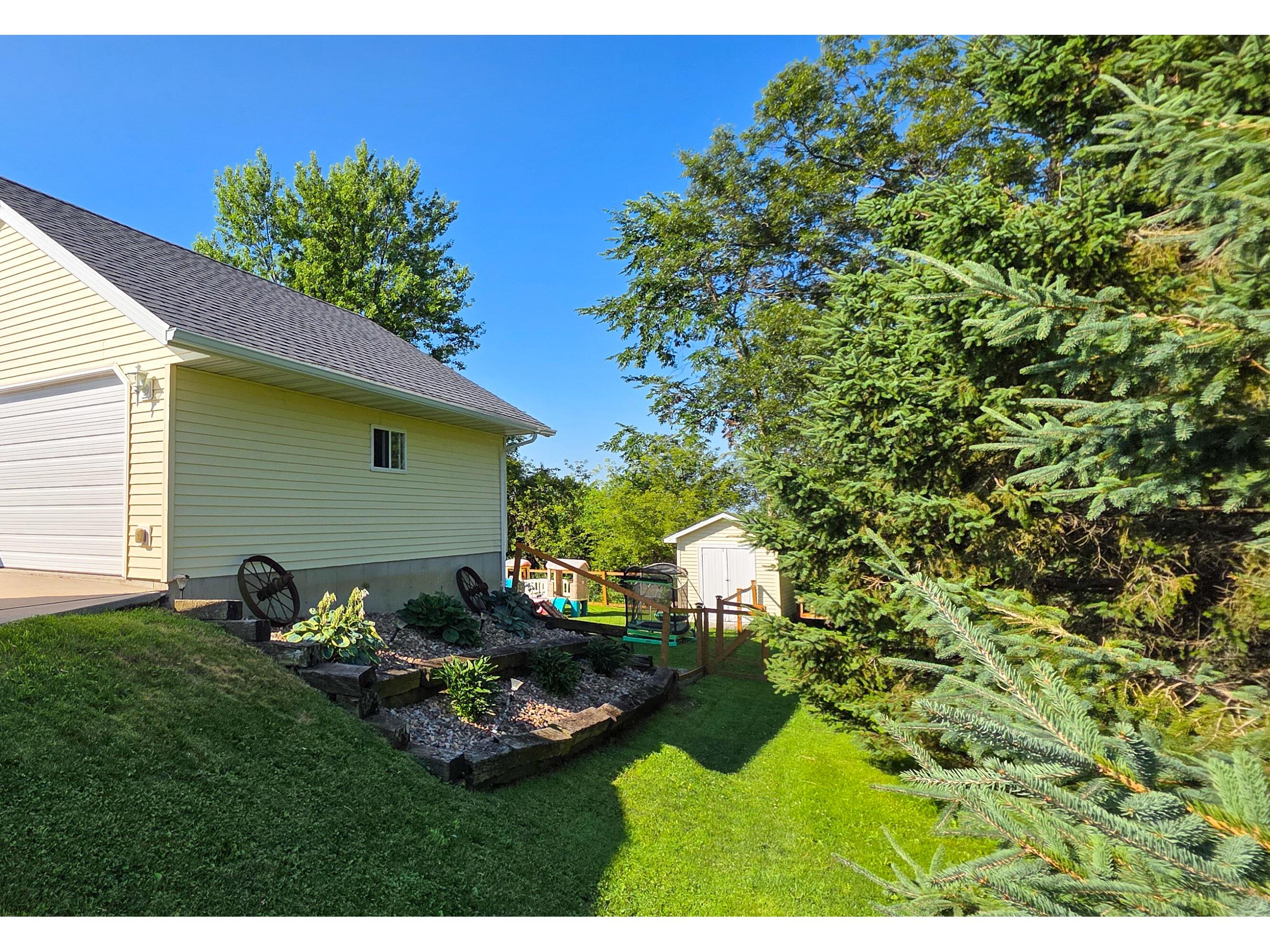 415 COON PRAIRIE Westby WI 54667 1971379 image48