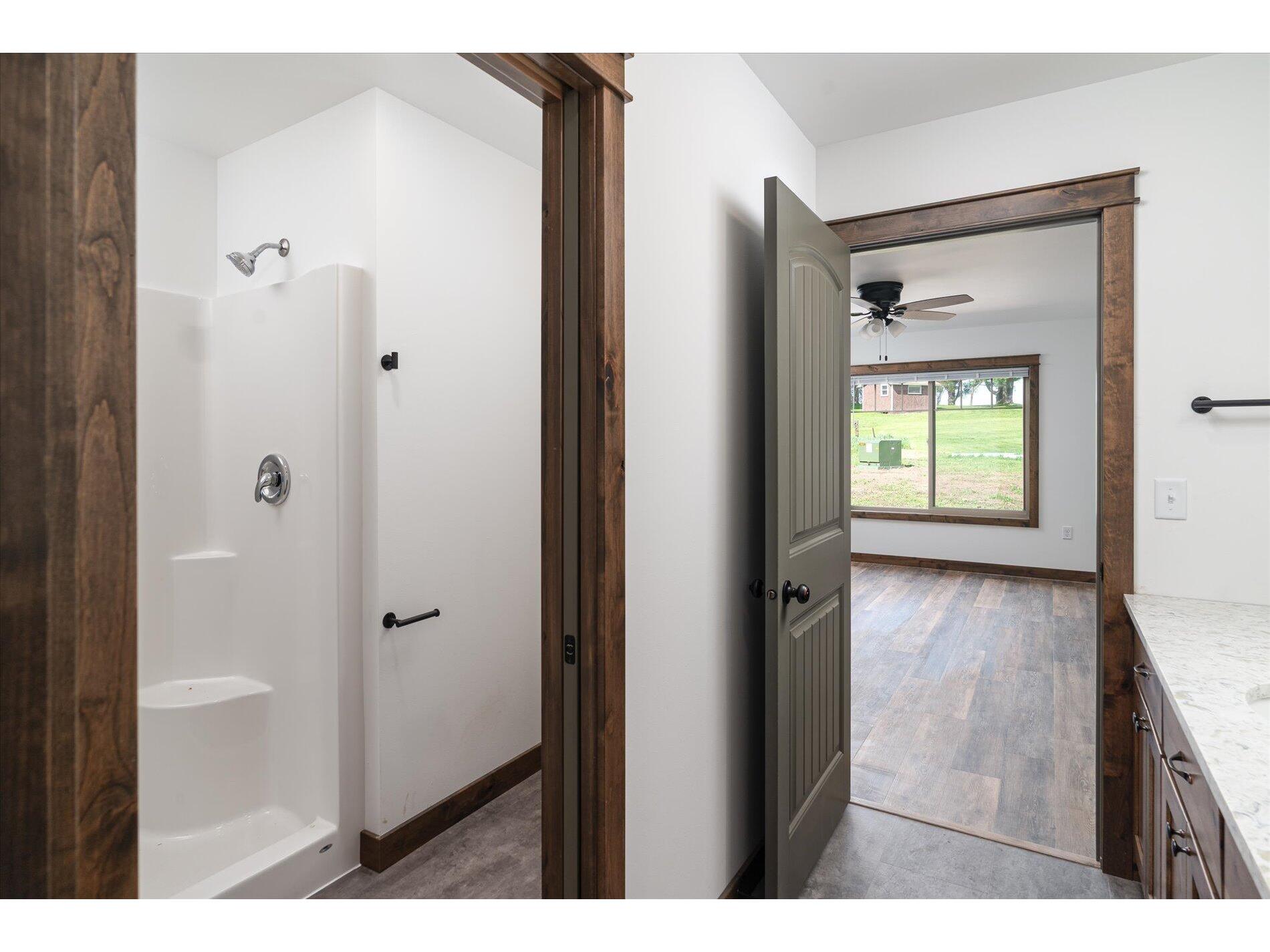 416 N Washington Viola WI 54664 1932400 image11