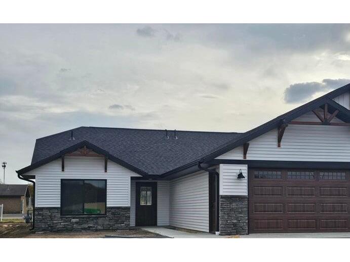 416 N Washington Viola WI 54664 1932400 image17