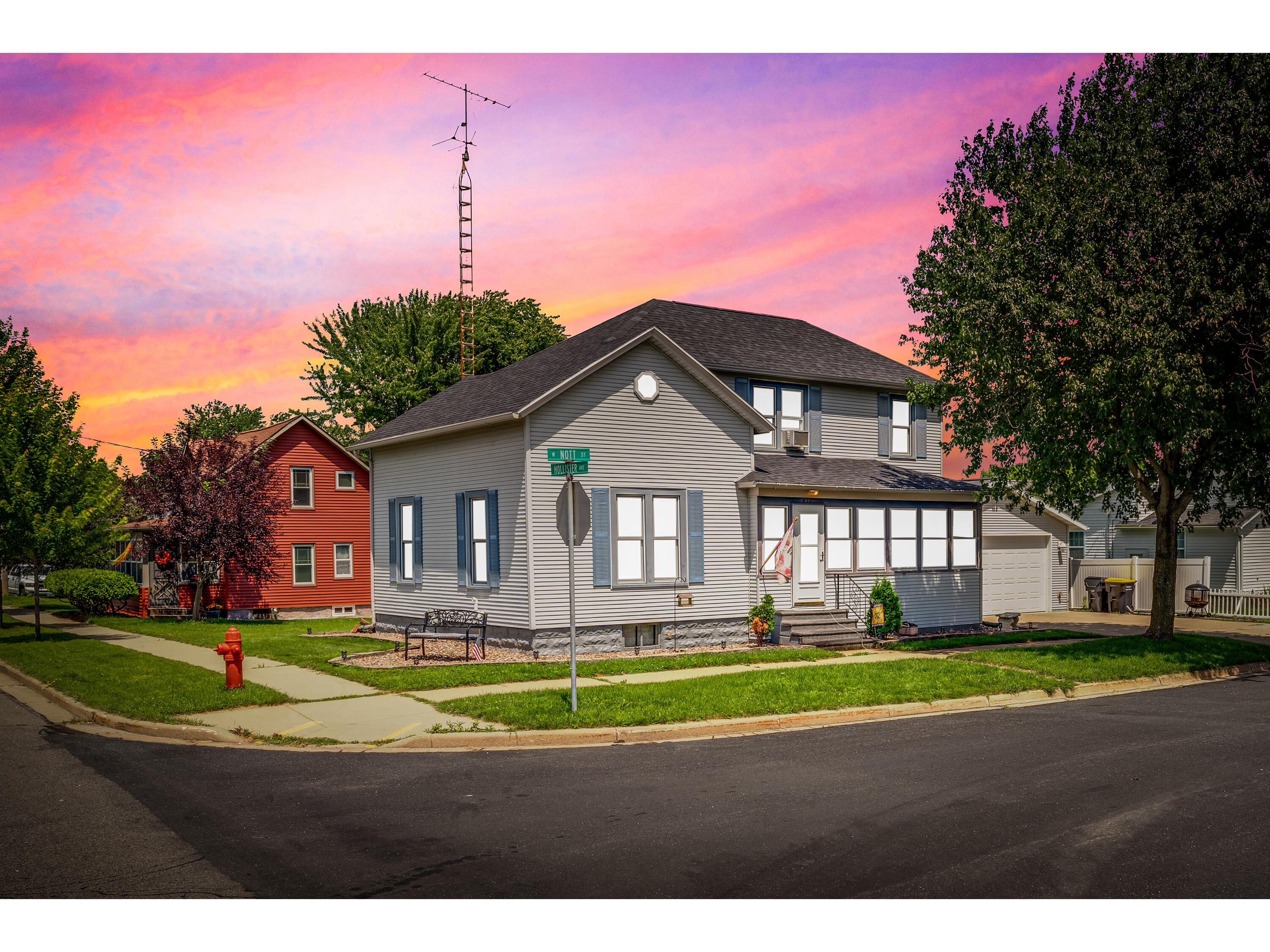 417 W Nott Tomah WI 54660 1883860 image1