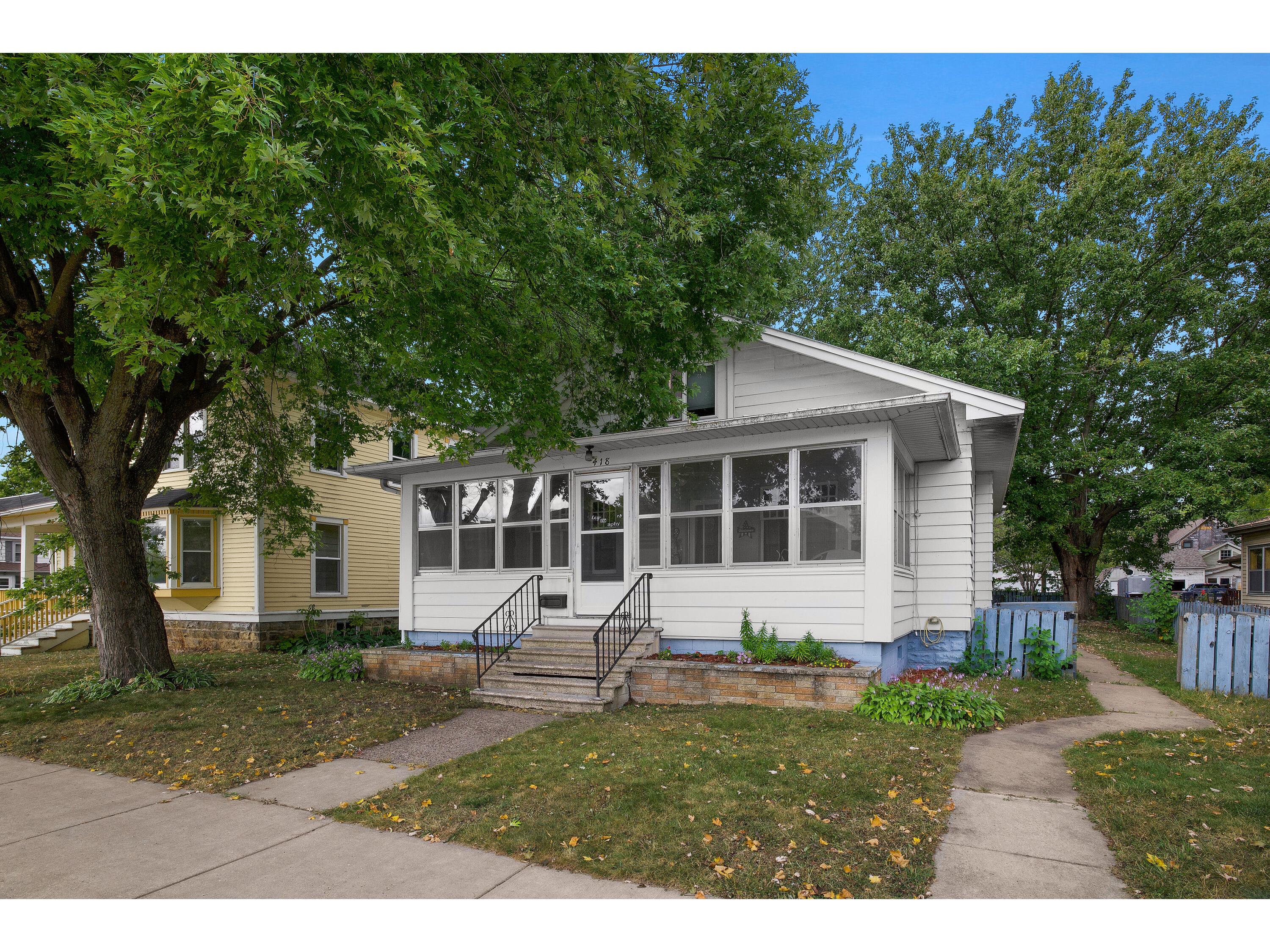 418 S Water Sparta WI 54656 1850702 image1