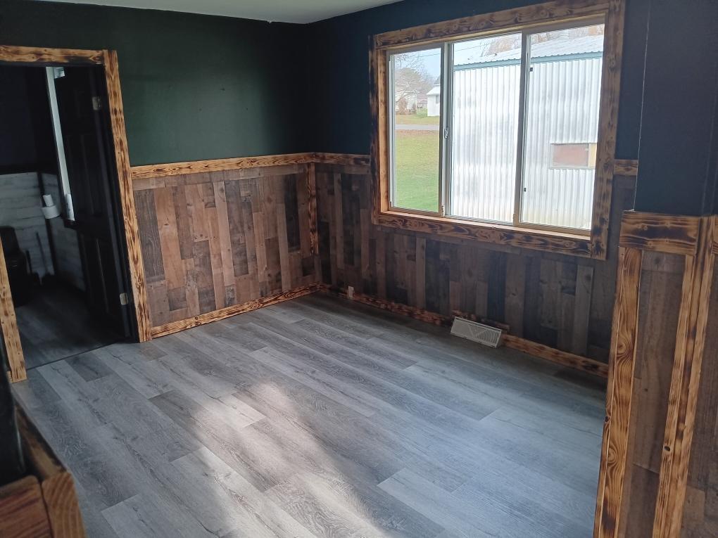 420 South Cashton WI 54619 1944308 image9