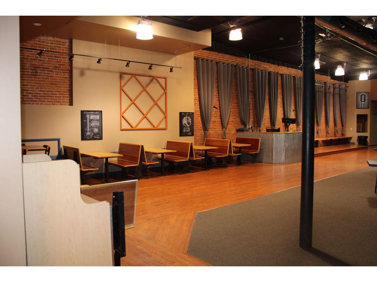 422 Main La Crosse WI 54601 1944606 image7