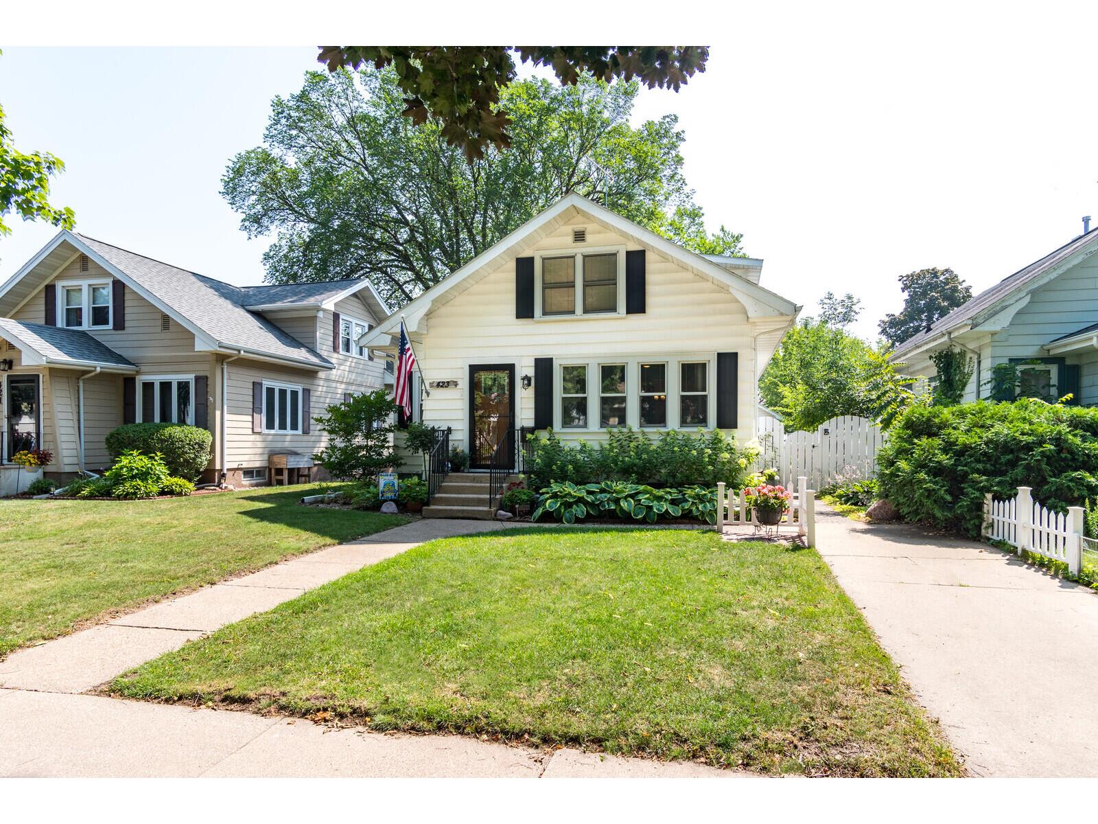 423 23rd La Crosse WI 54601 1843802 image1