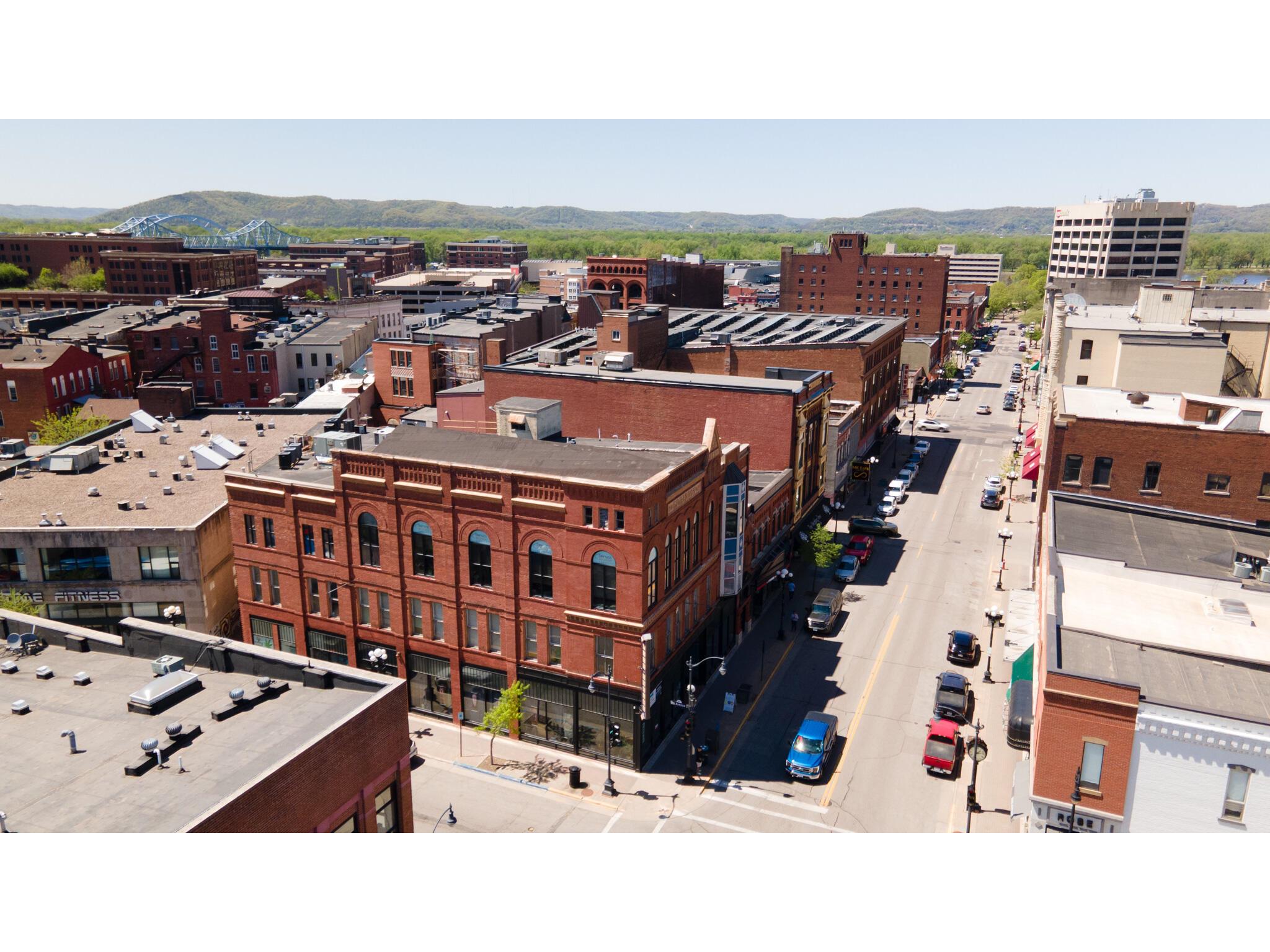 423 Main #425 & 427 La Crosse WI 54601 1949898 image25