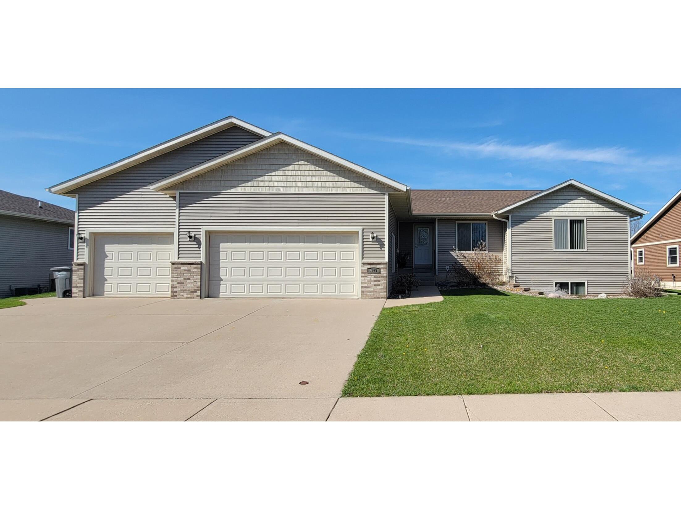 423 Russell Holmen WI 54636 1872928 image1