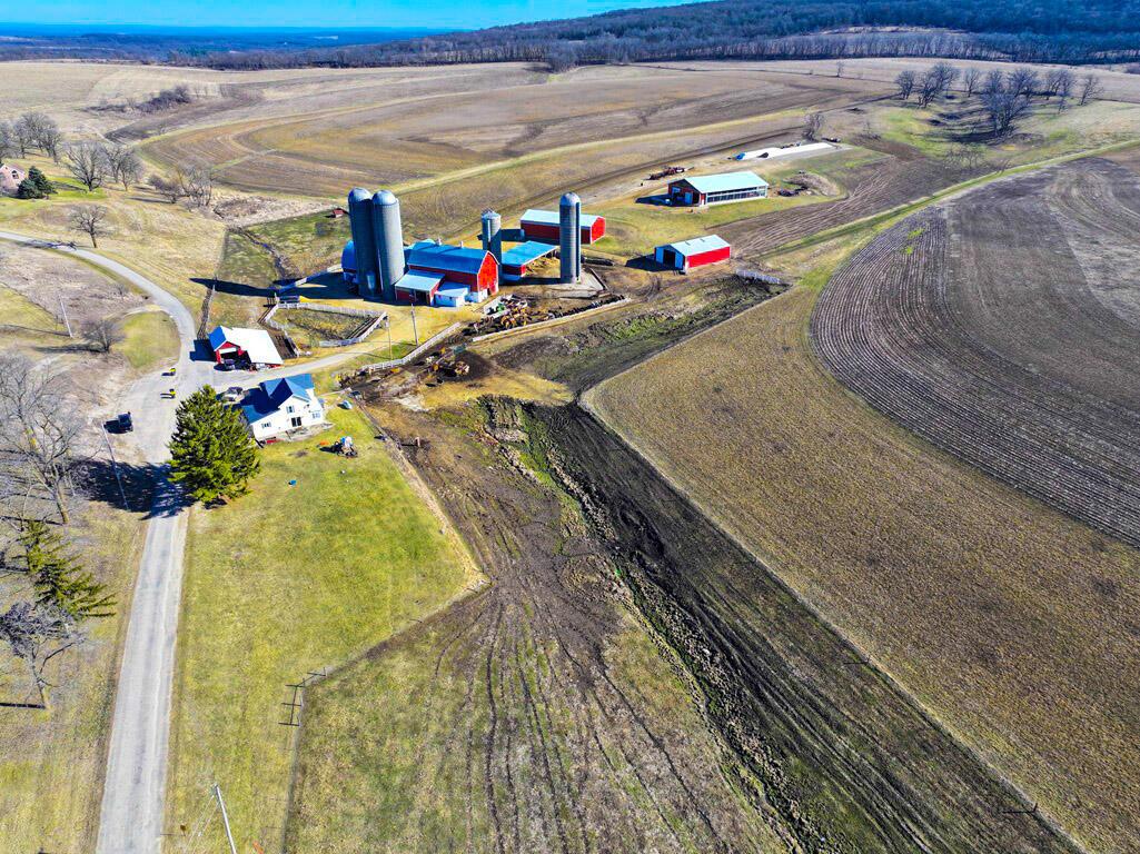 4239 Reeson Brigham WI 53507 - East Pecatonica Rvr 1953843 image2