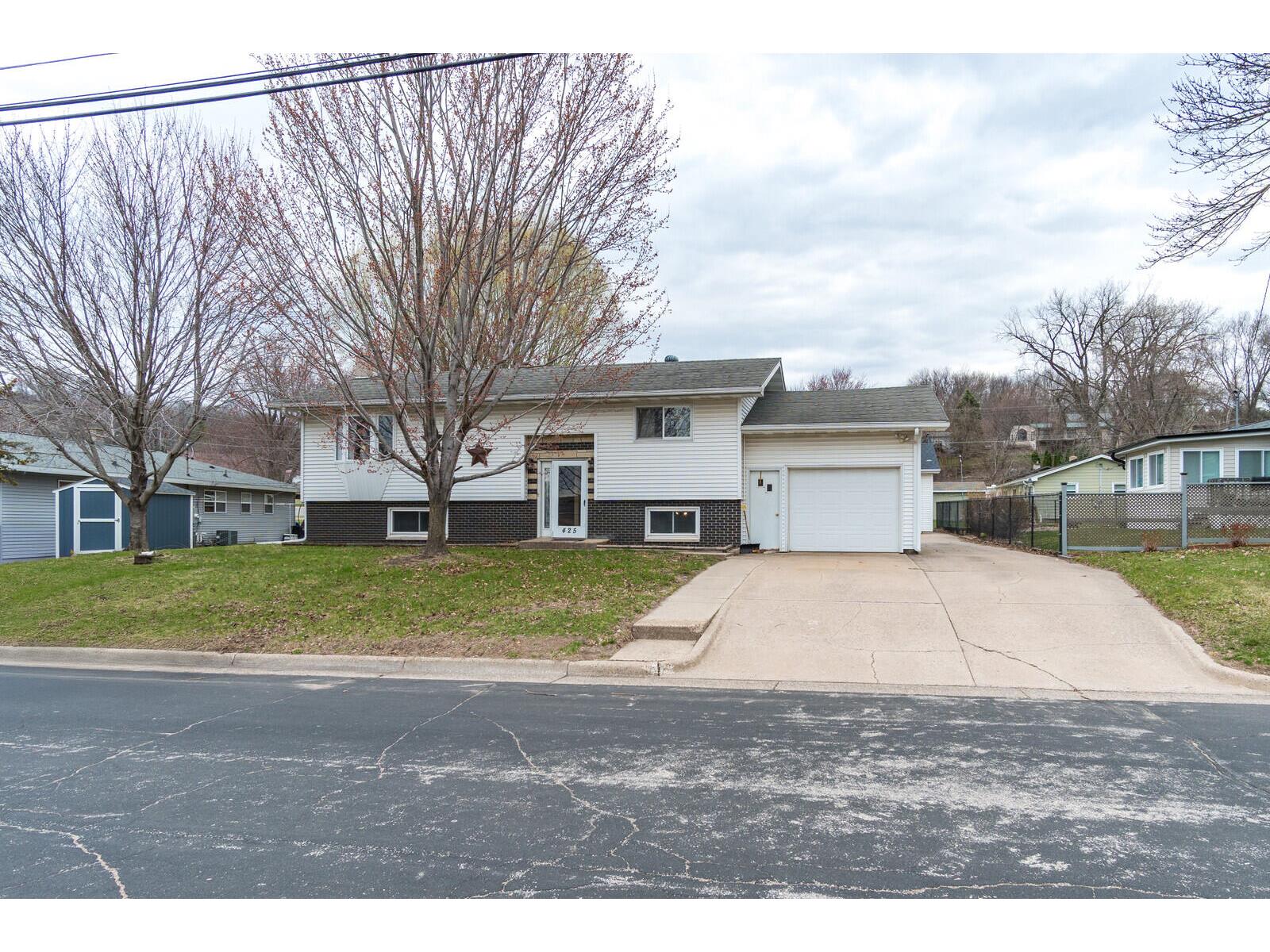 425 Church Holmen WI 54636 1957728 image4
