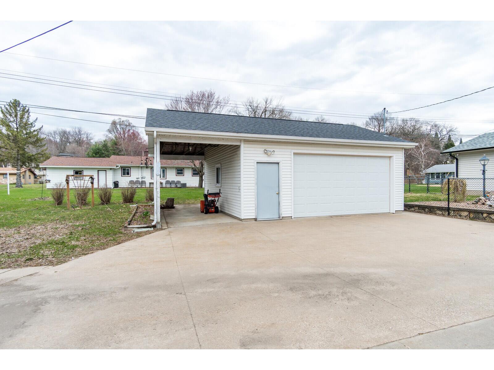 425 Church Holmen WI 54636 1957728 image6