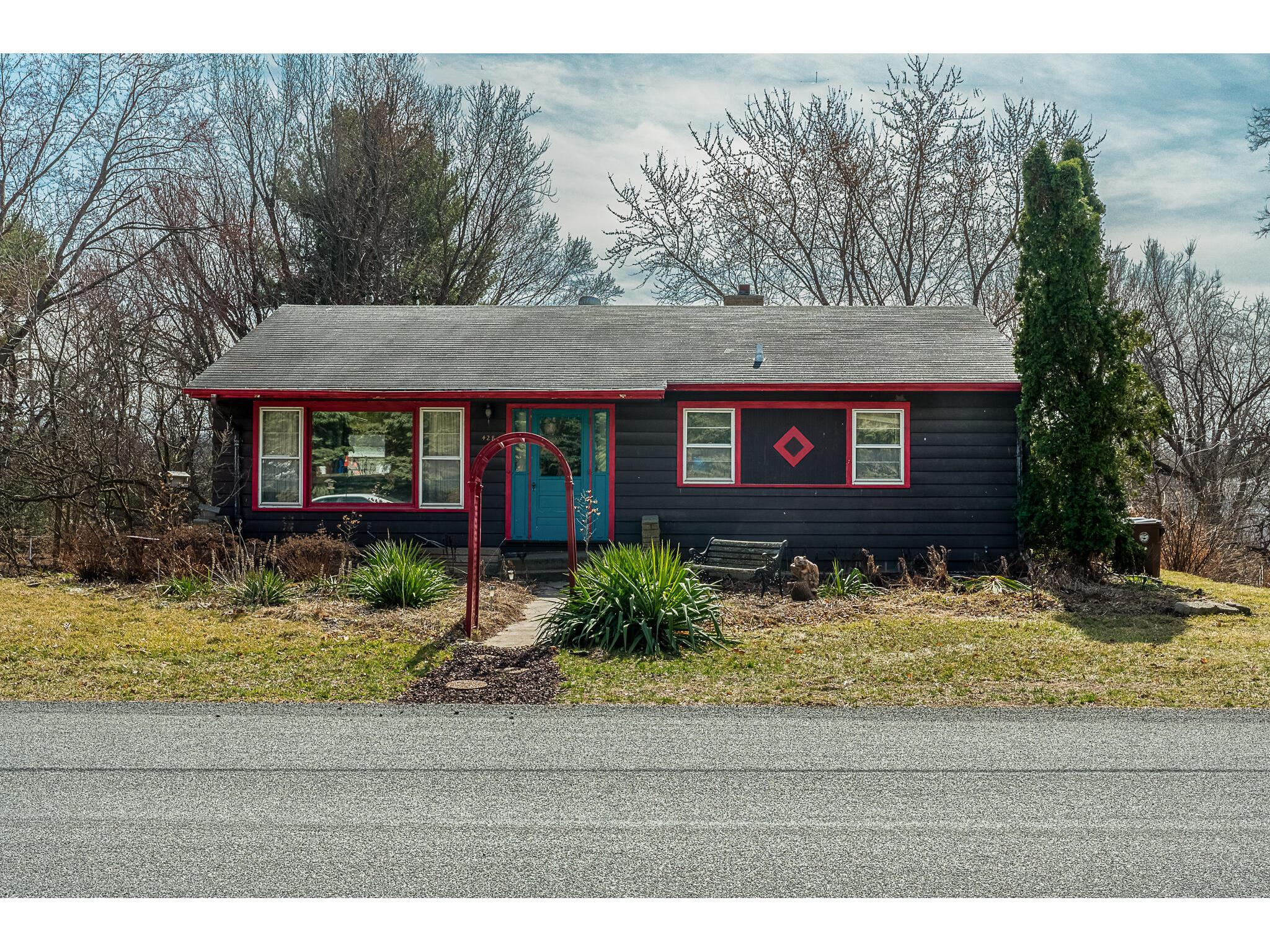 428 Mayfair Onalaska WI 54650 1867785 image1