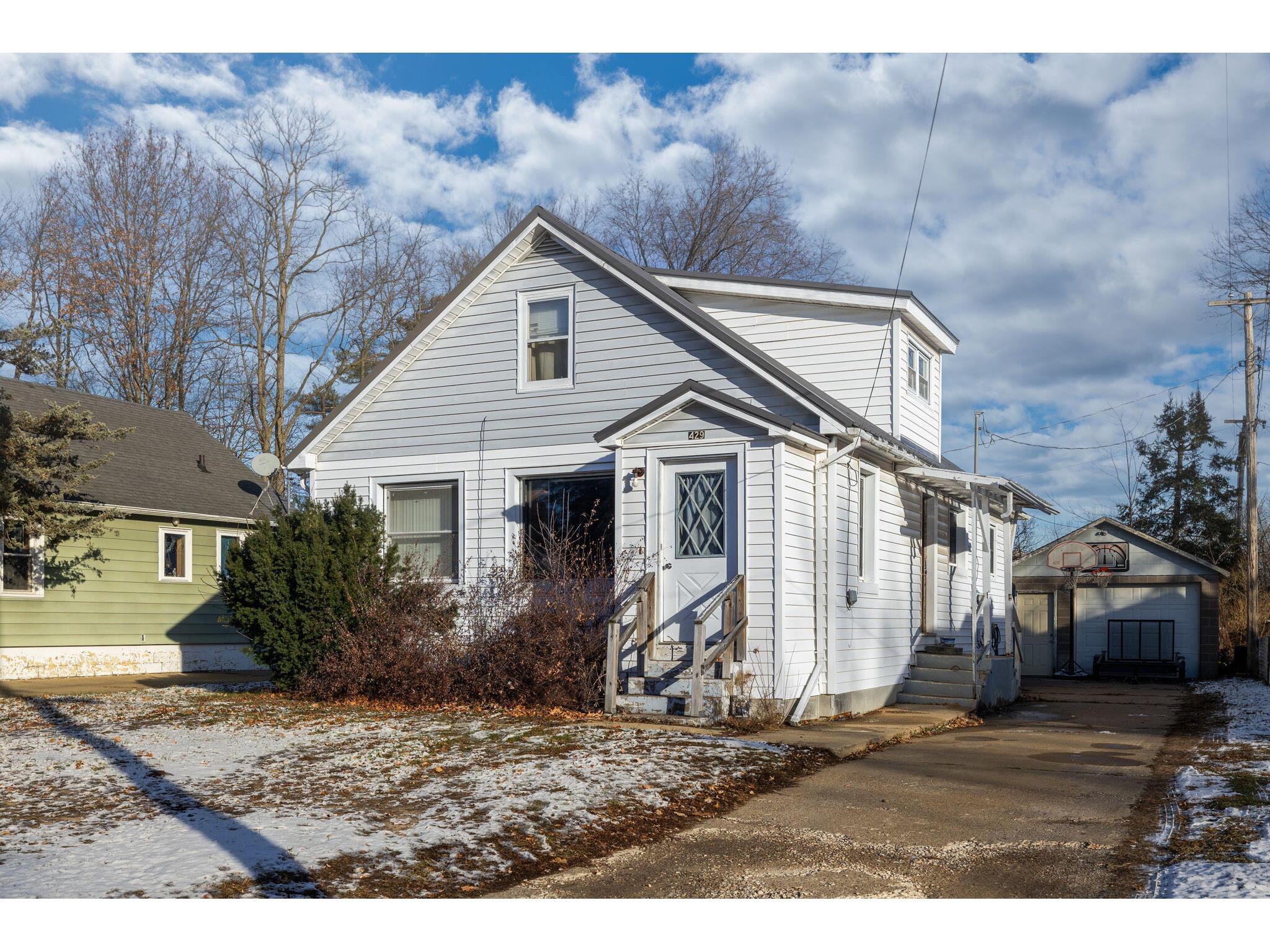 429 Chestnut Black River Falls WI 54615 1859794 image1