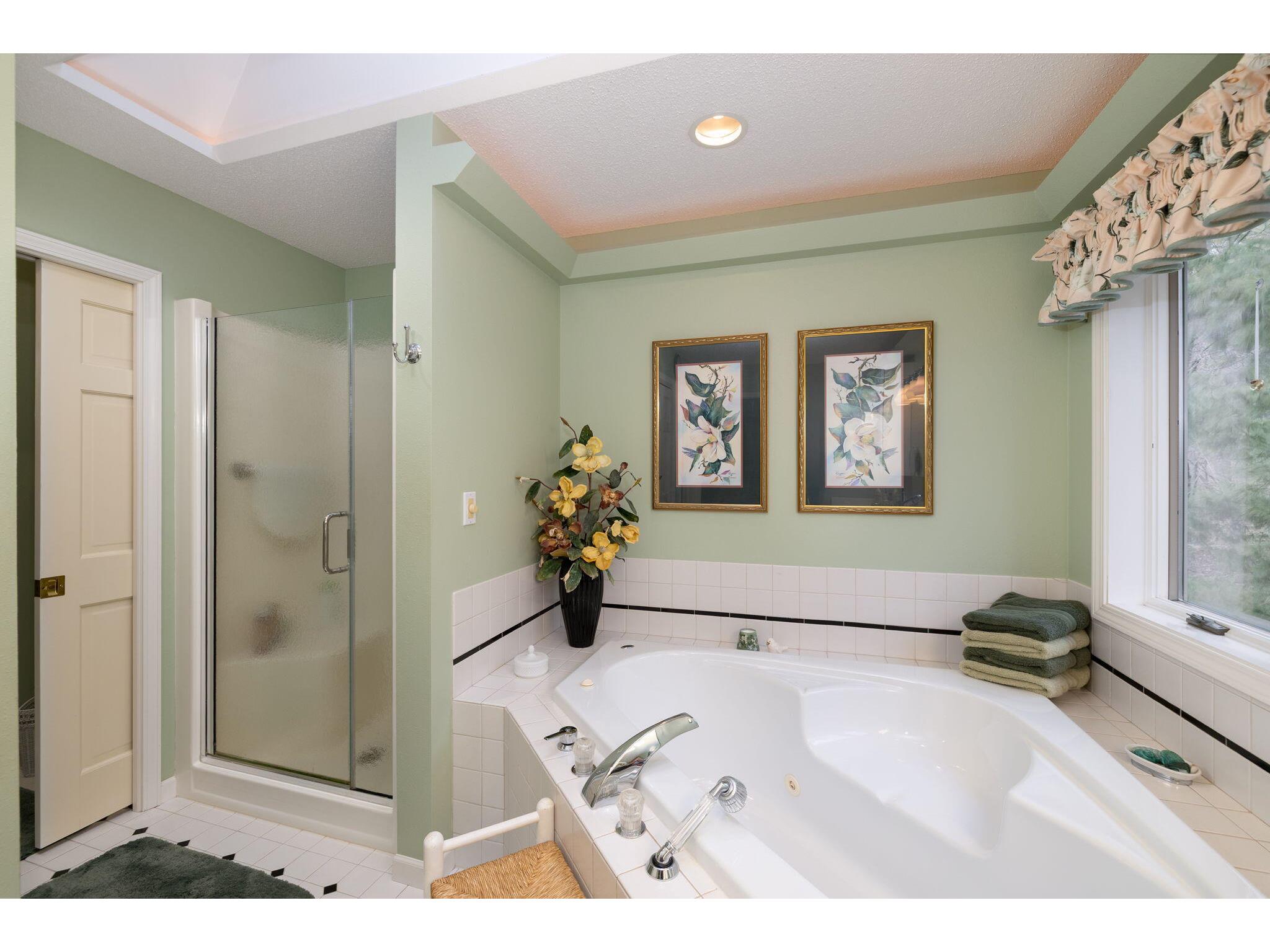430 Larkspur Onalaska WI 54650 1957884 image18
