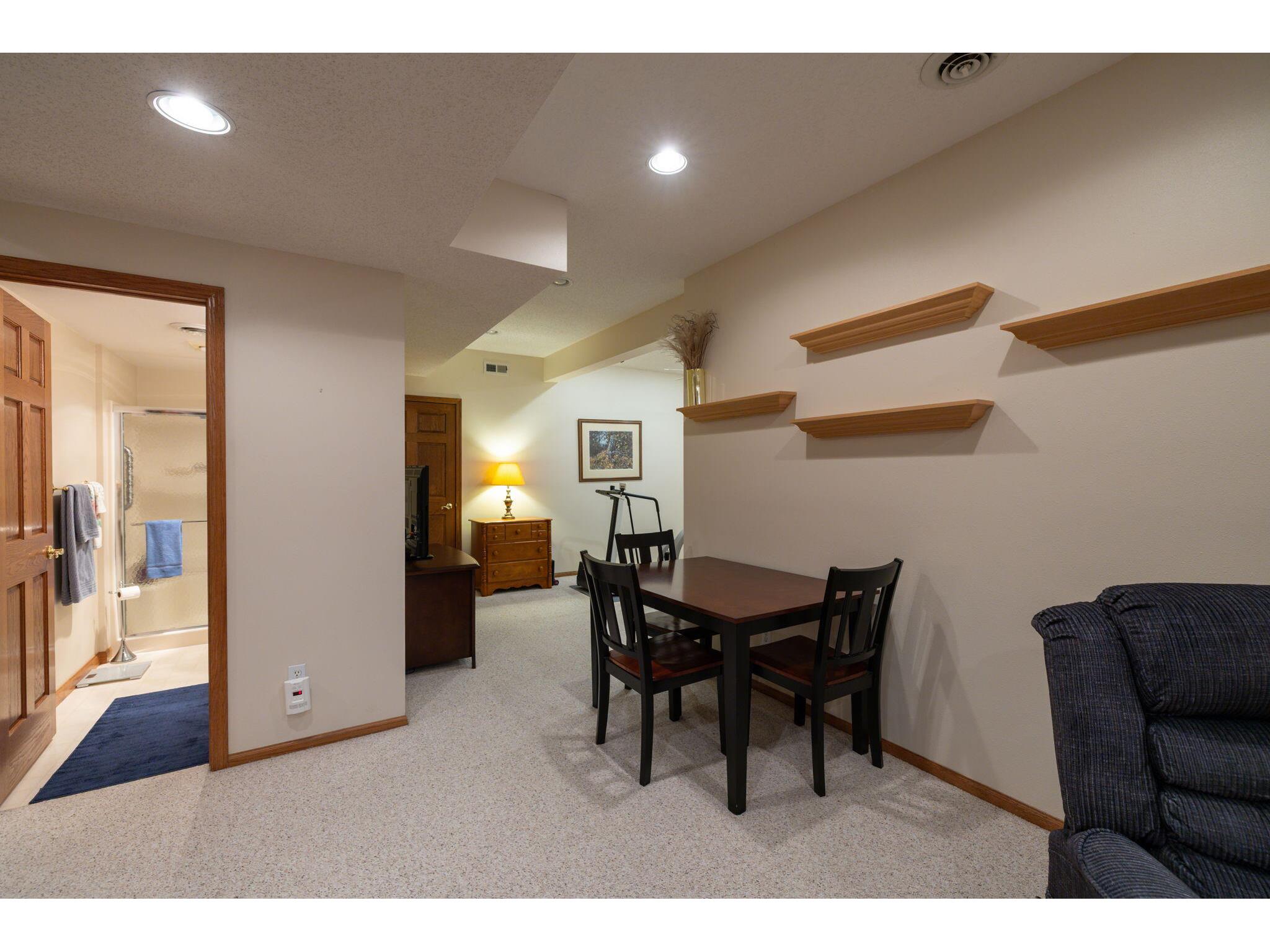 430 Larkspur Onalaska WI 54650 1957884 image27