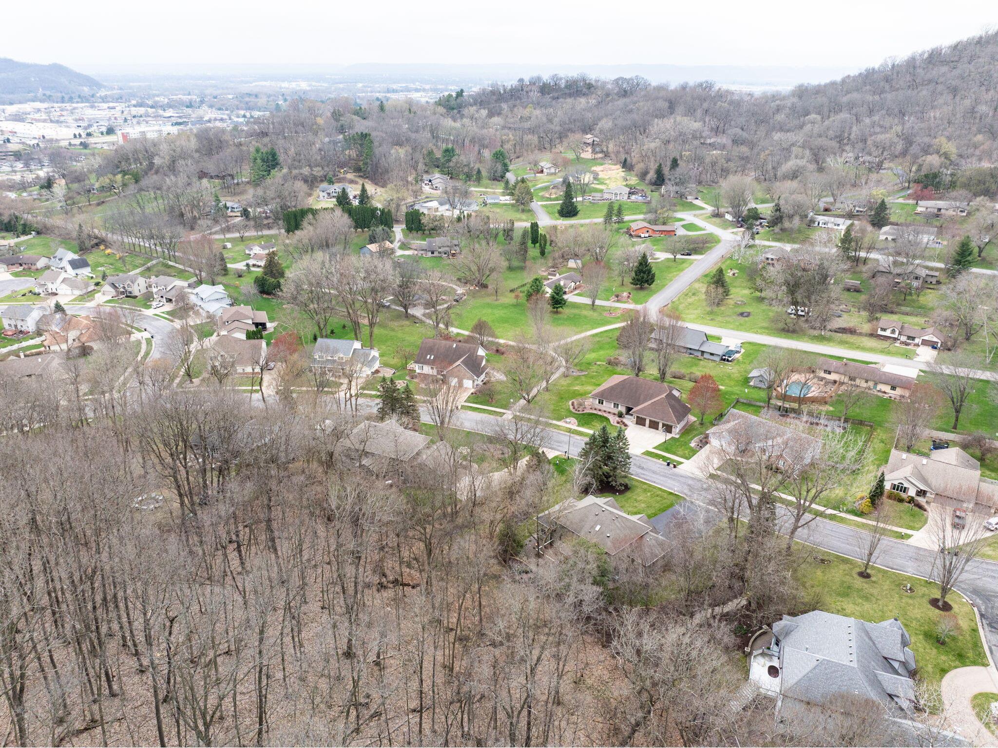 430 Larkspur Onalaska WI 54650 1957884 image43