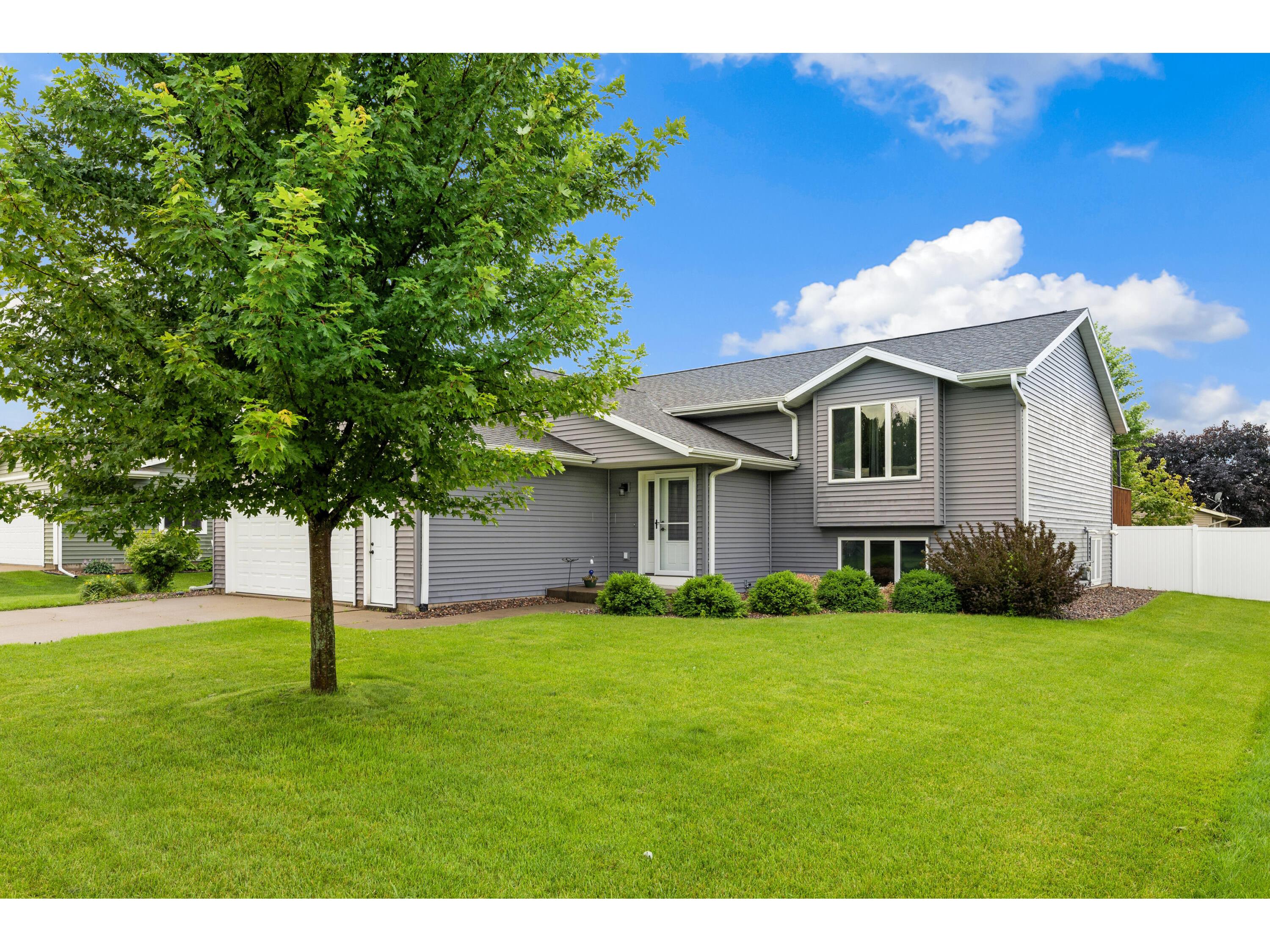 430 Lee West Salem WI 54669 1969938 image1
