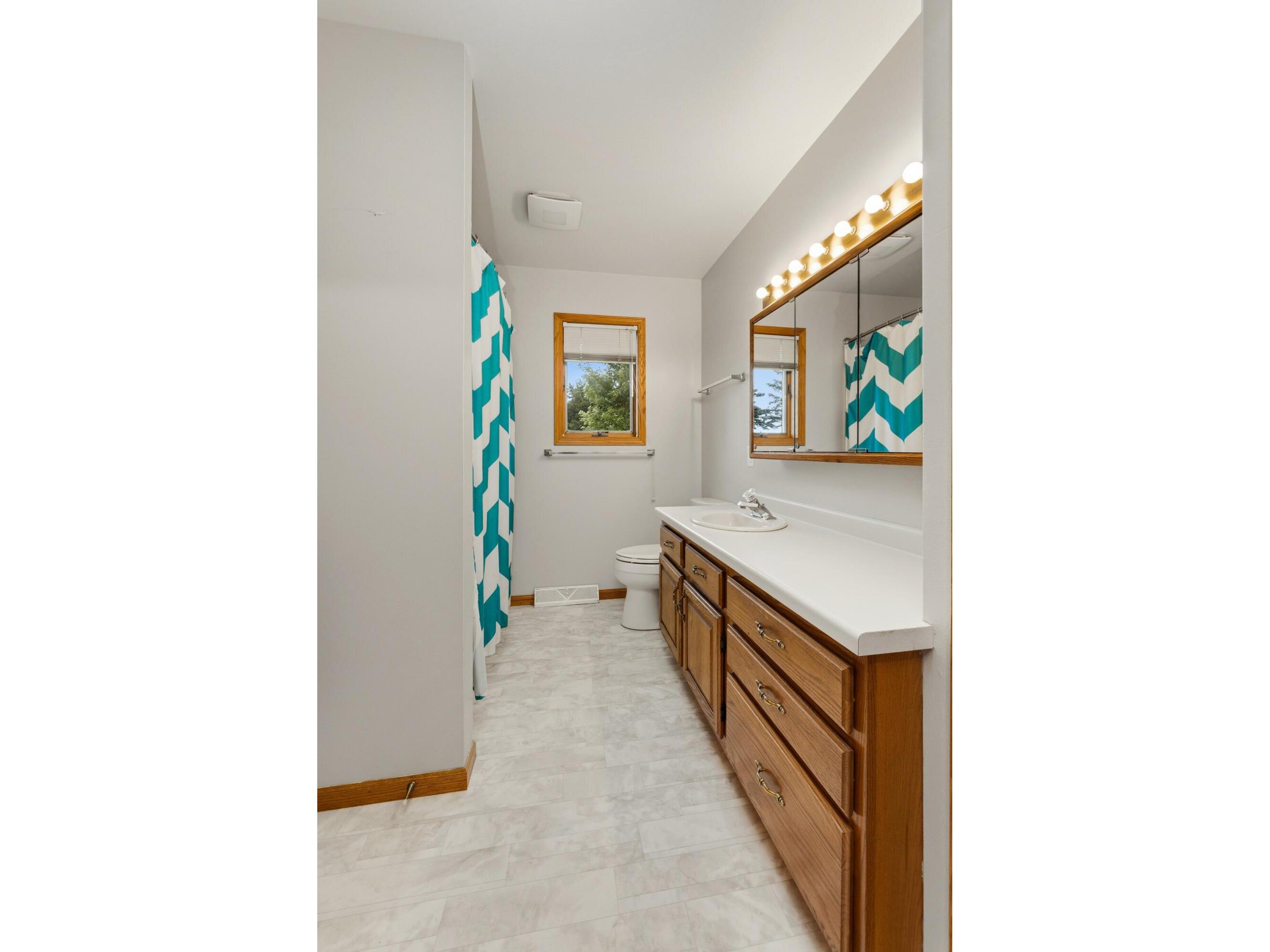 430 Lee West Salem WI 54669 1969938 image21