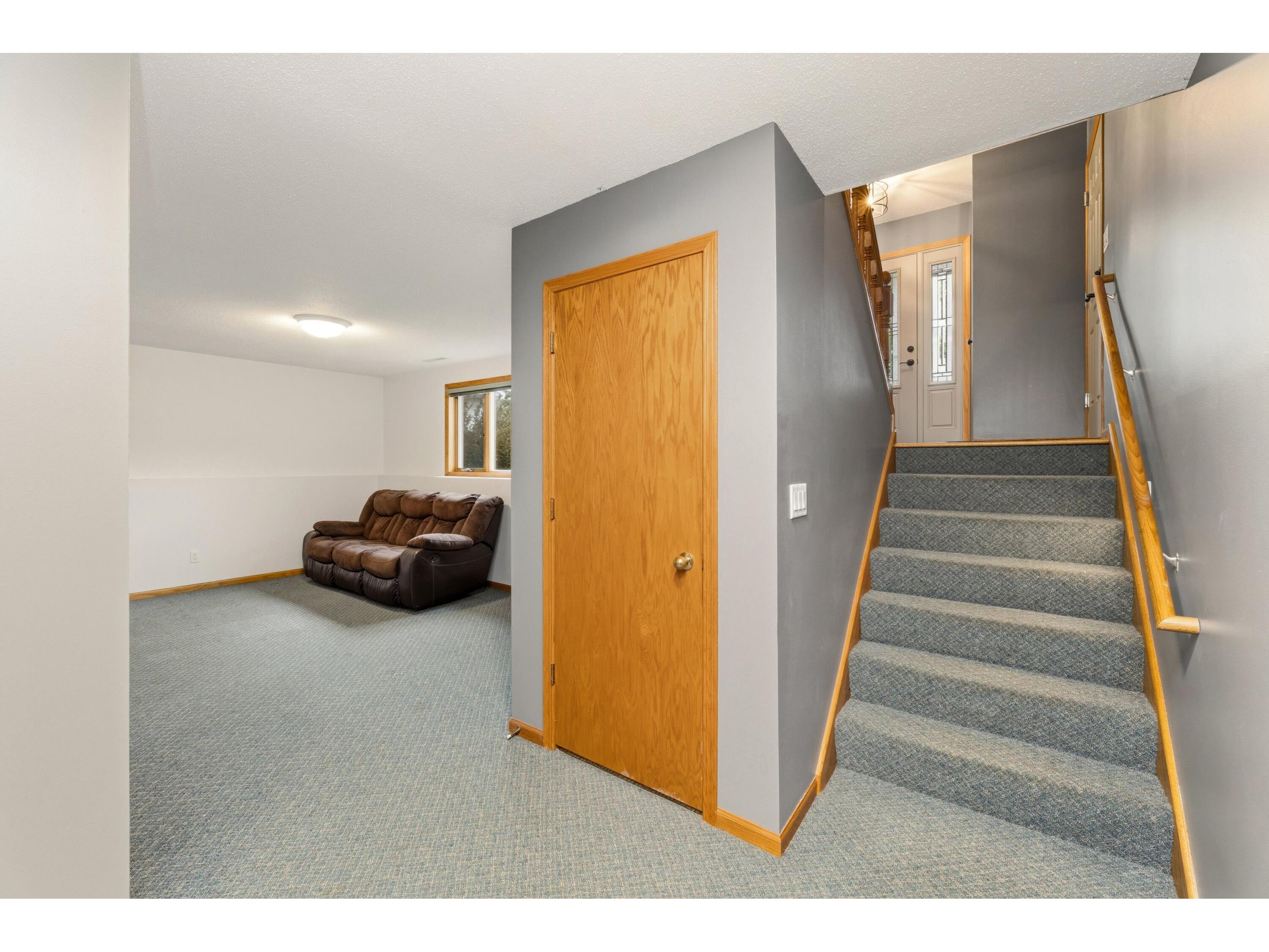 430 Lee West Salem WI 54669 1969938 image23