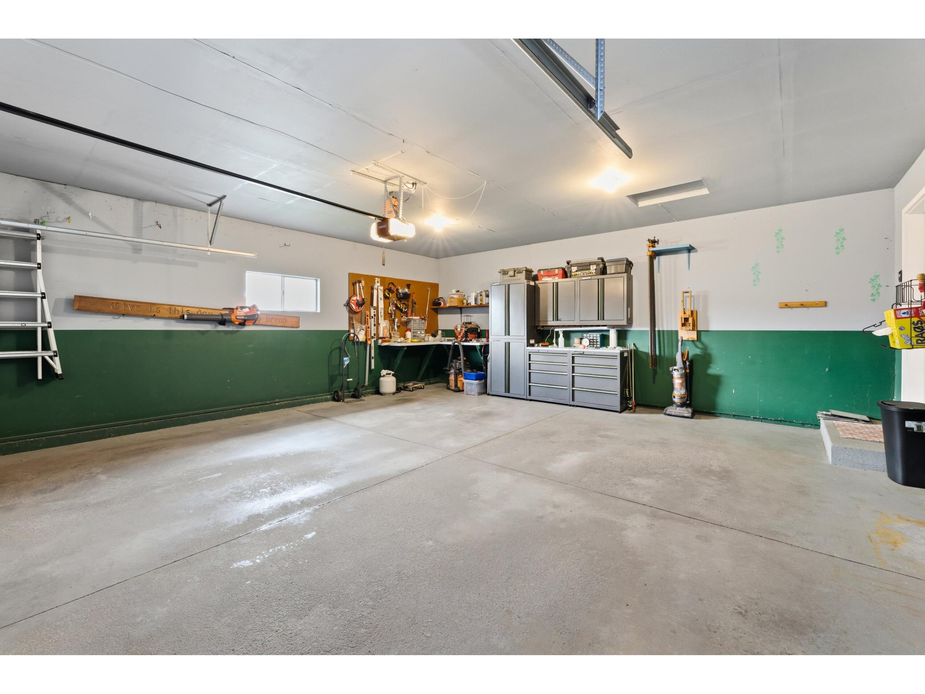 430 Lee West Salem WI 54669 1969938 image33