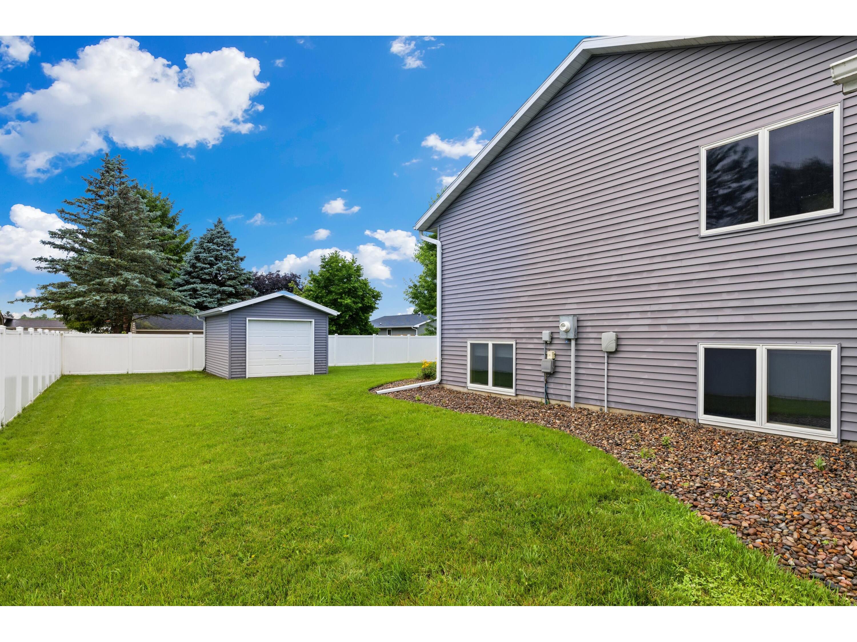 430 Lee West Salem WI 54669 1969938 image35