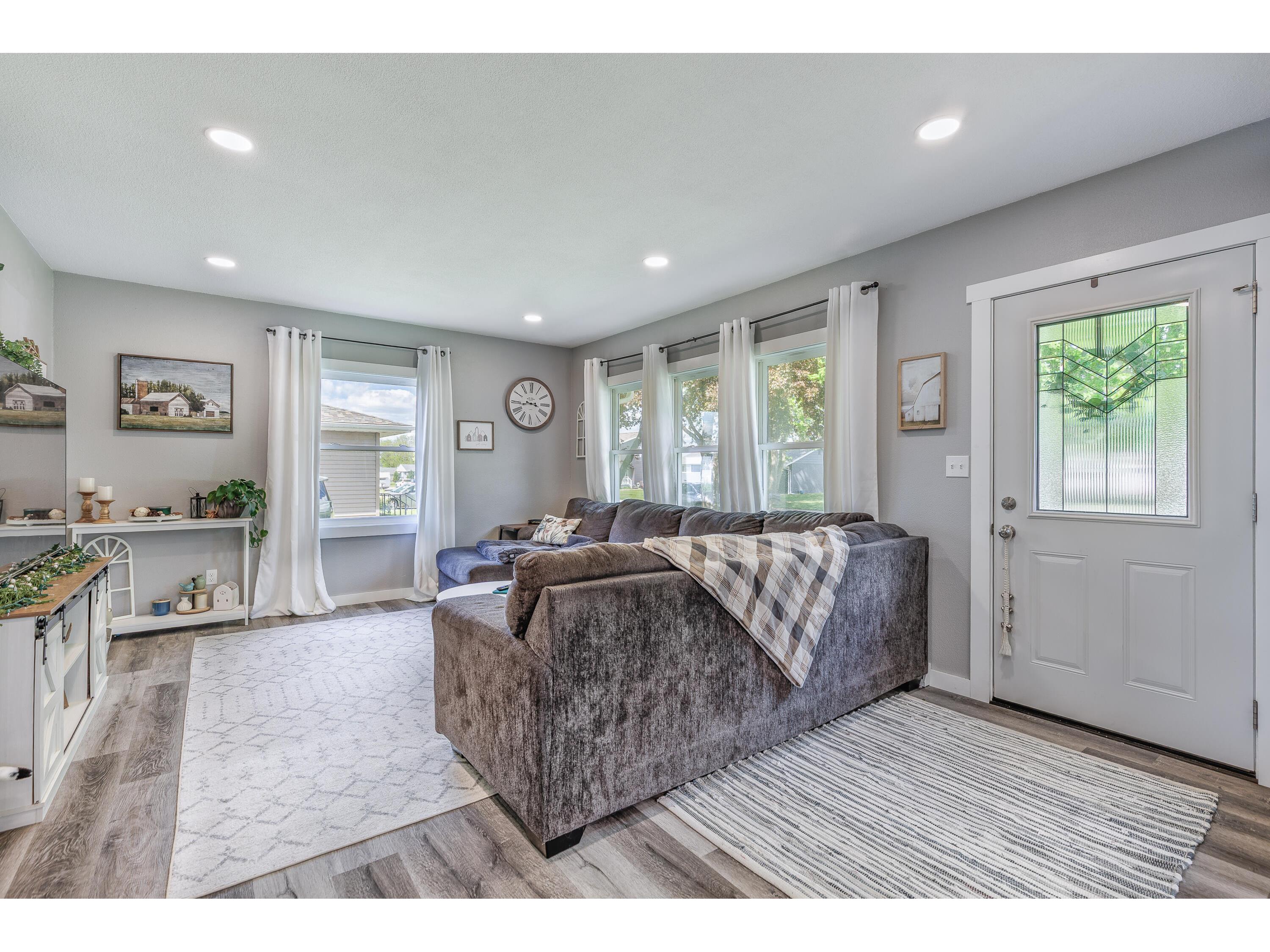438 Tilson West Salem WI 54669 1962668 image3