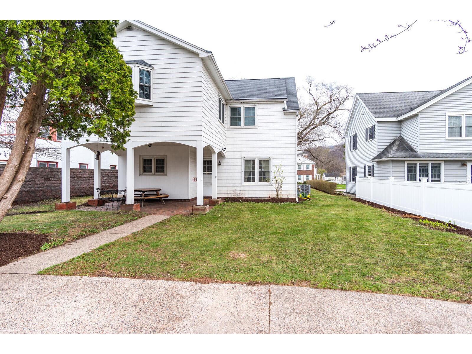 439 24th La Crosse WI 54601 1958155 image5