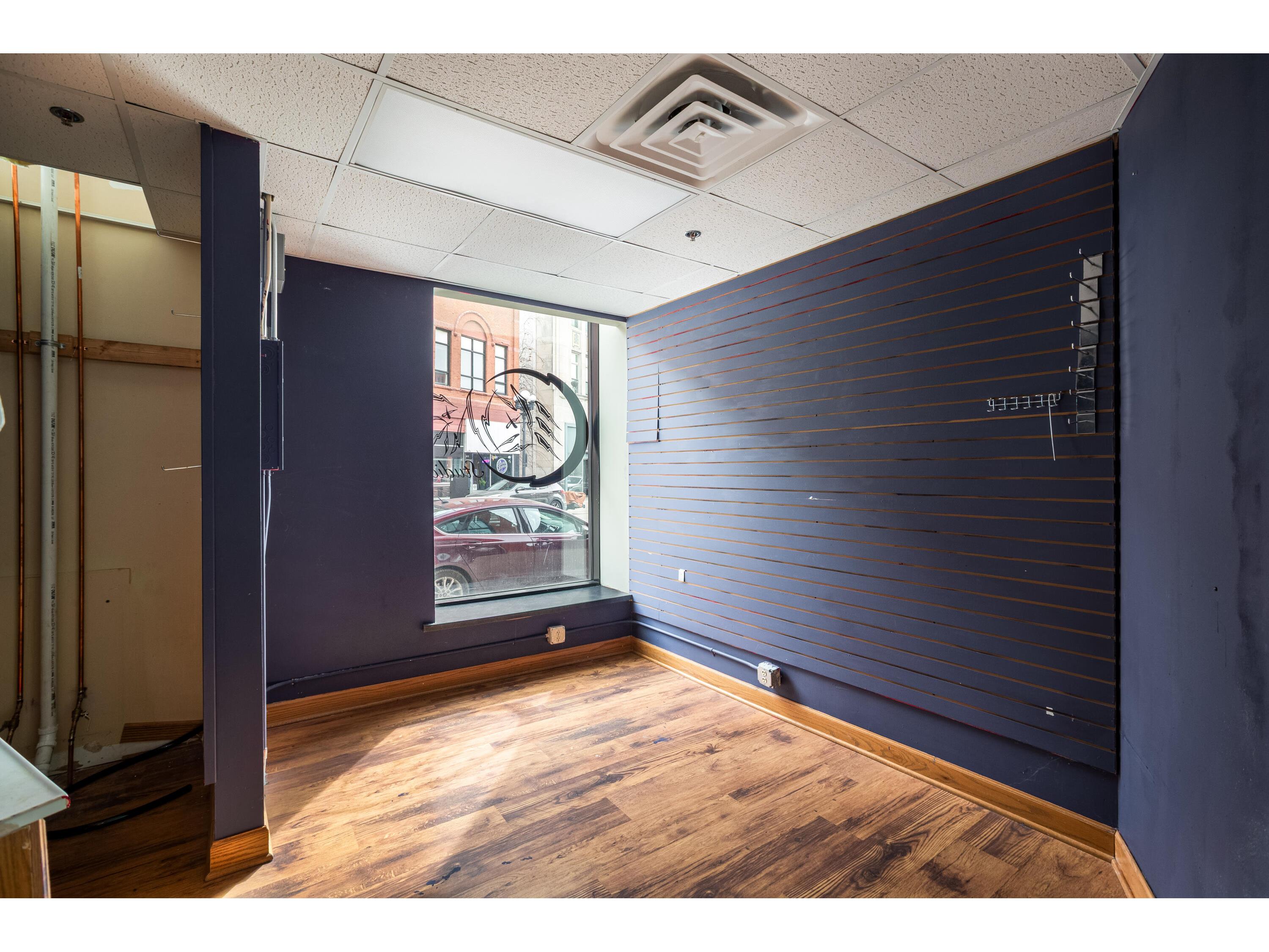 444 Main #102 La Crosse WI 54601 1955409 image9